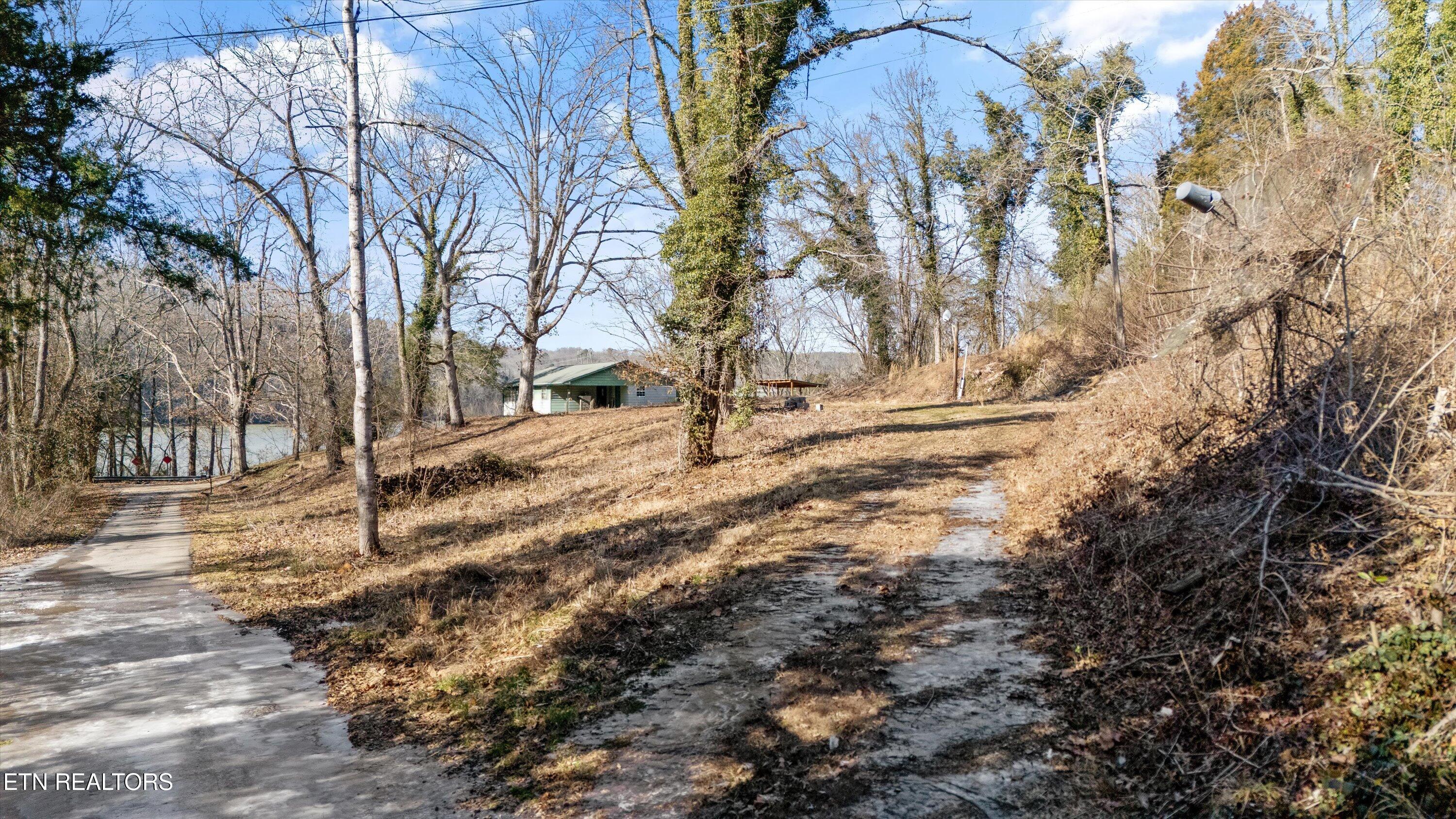 9136 Solway Ferry Road Oak Ridge TN 37830