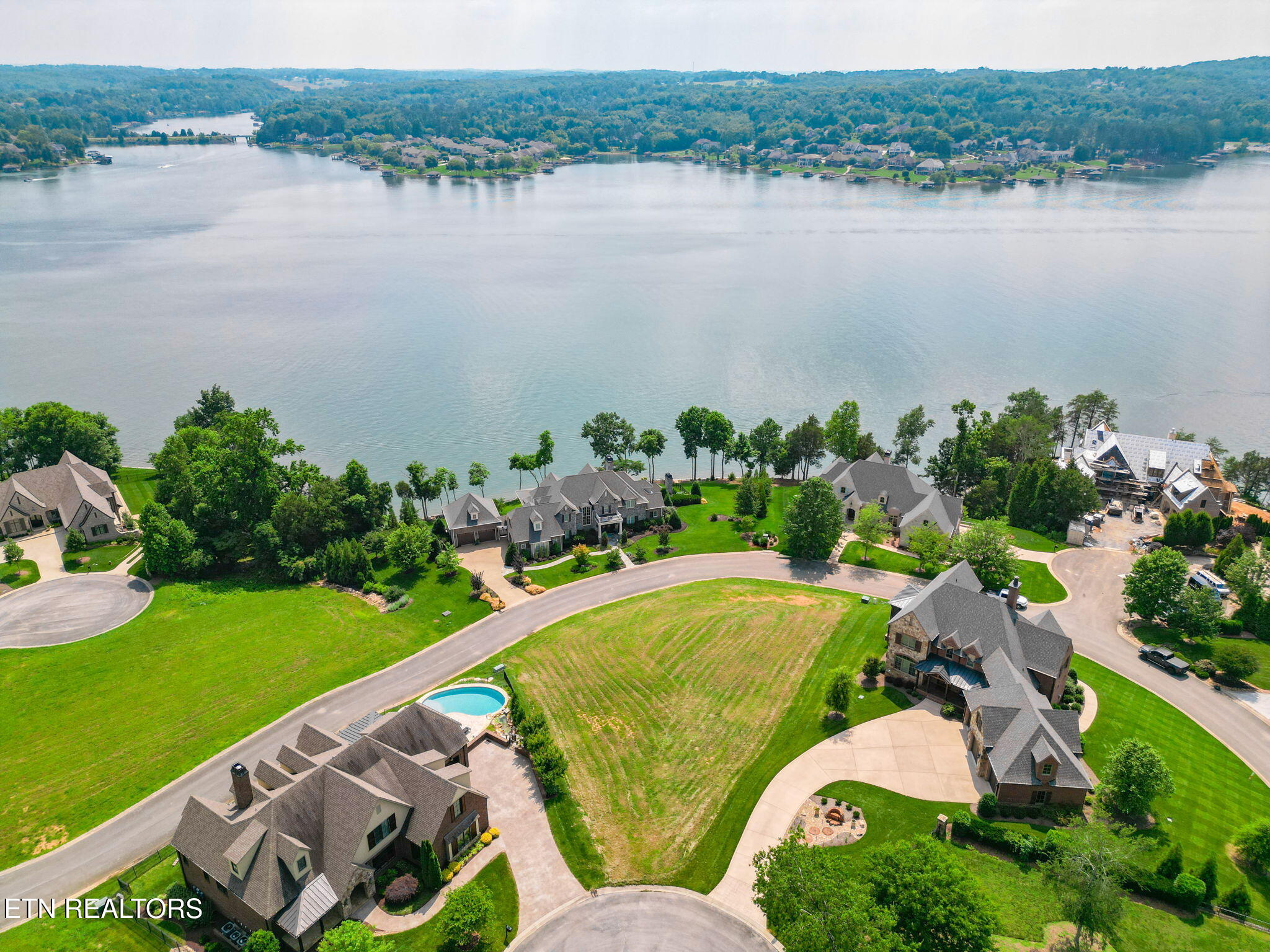 1285 Castaway Lane Lenoir City TN 37772