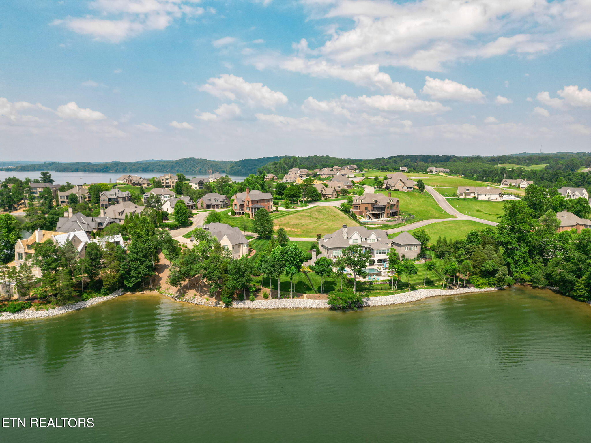 1285 Castaway Lane Lenoir City TN 37772