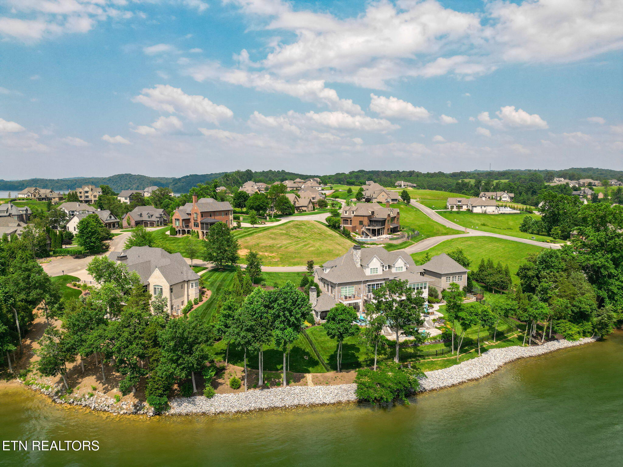 1285 Castaway Lane Lenoir City TN 37772