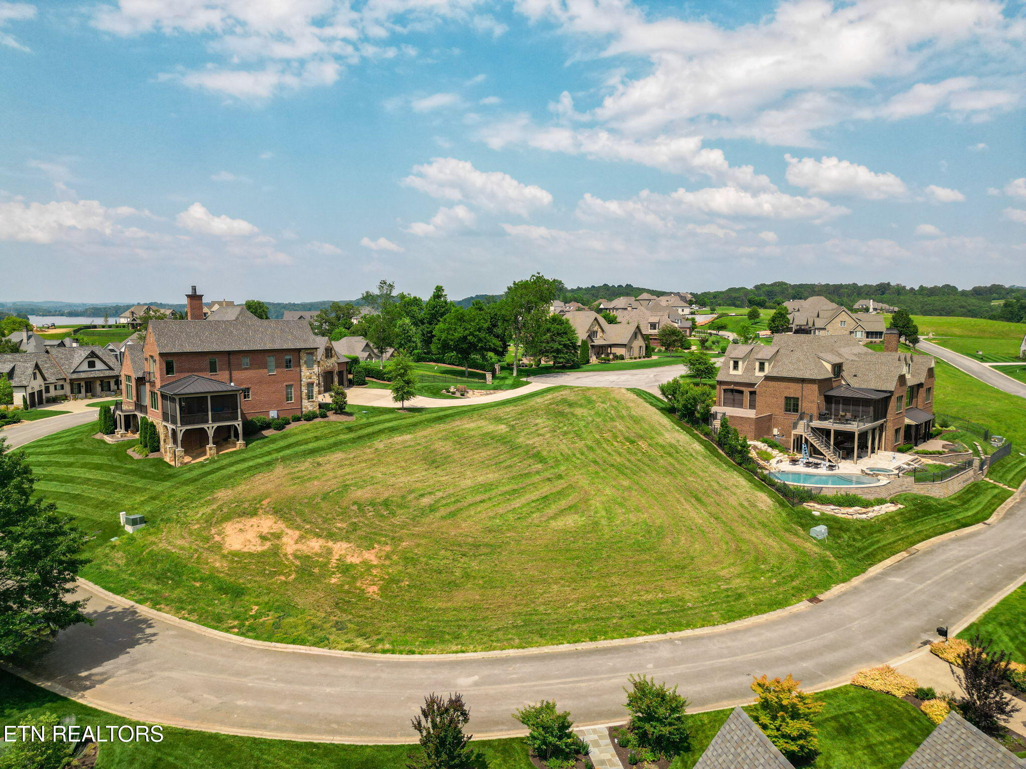 1285 Castaway Lane Lenoir City TN 37772