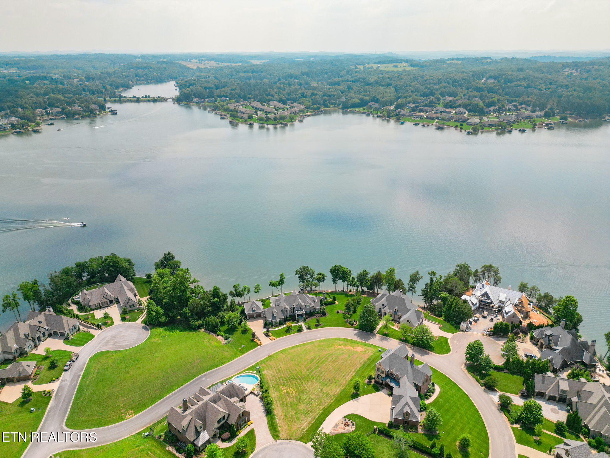 1285 Castaway Lane Lenoir City TN 37772