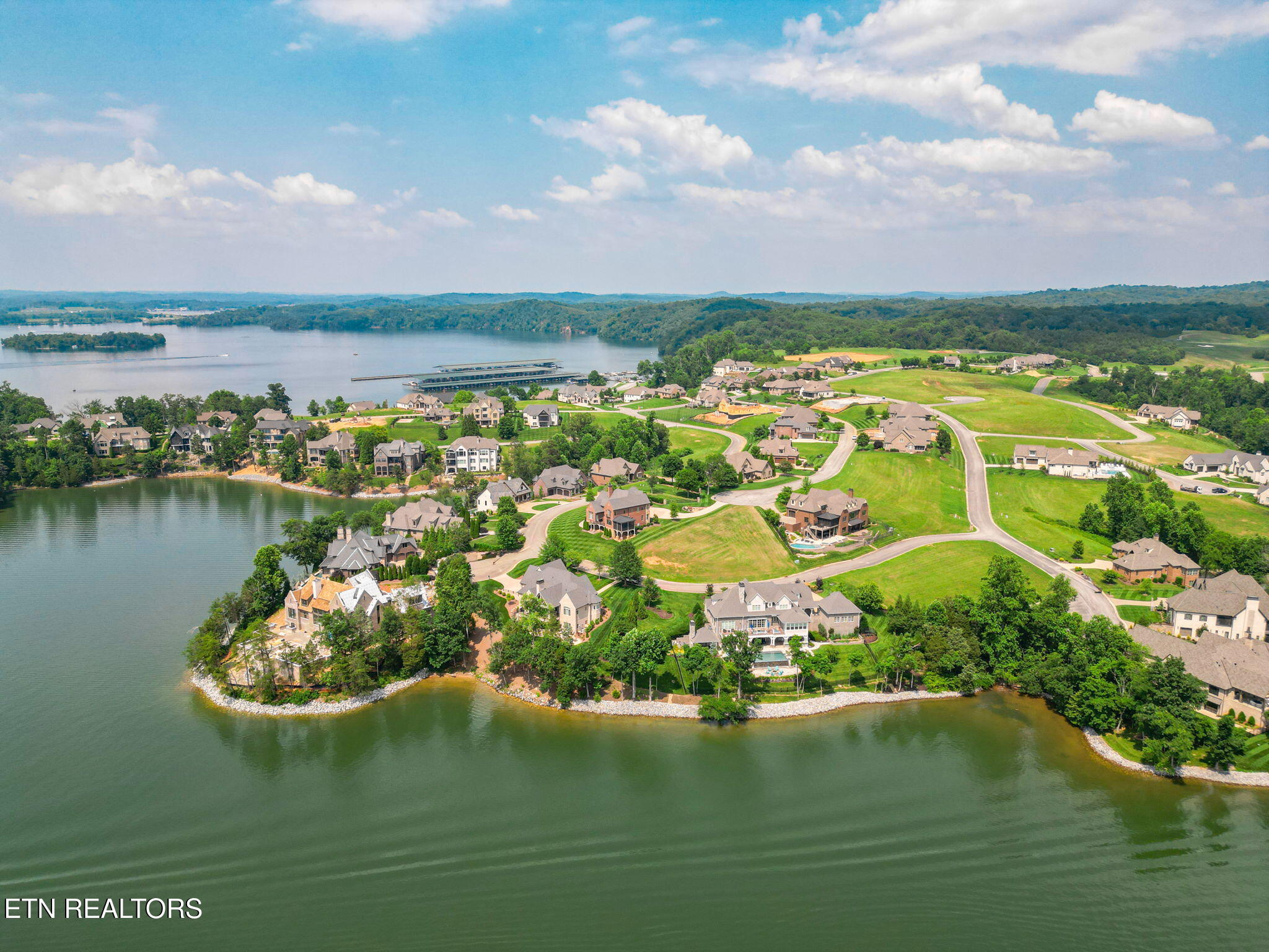 1285 Castaway Lane Lenoir City TN 37772