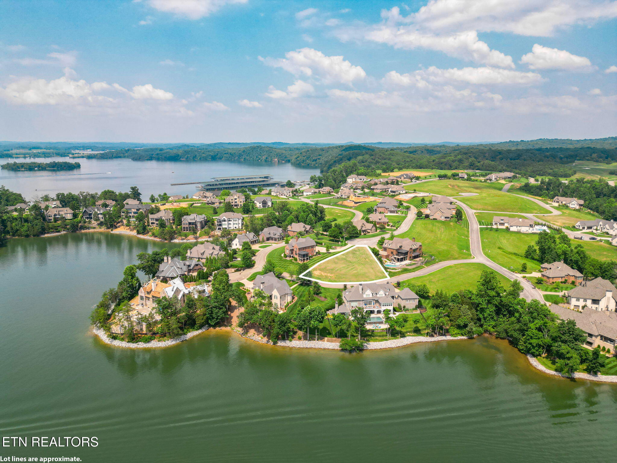 1285 Castaway Lane Lenoir City TN 37772
