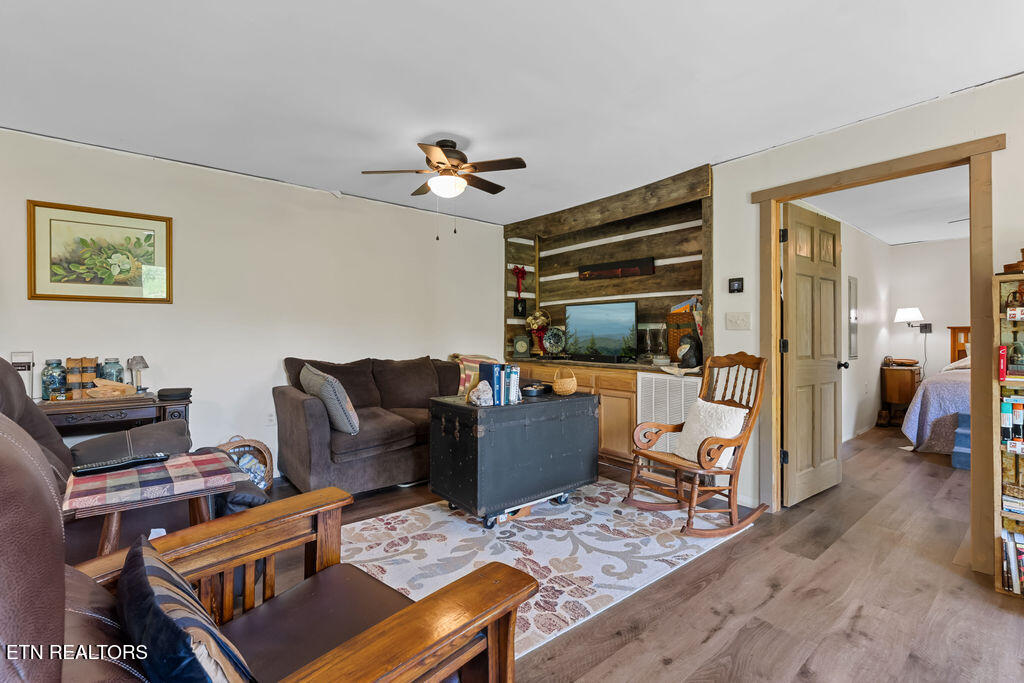 1424 Clabo Hollow Road Sevierville TN 37876
