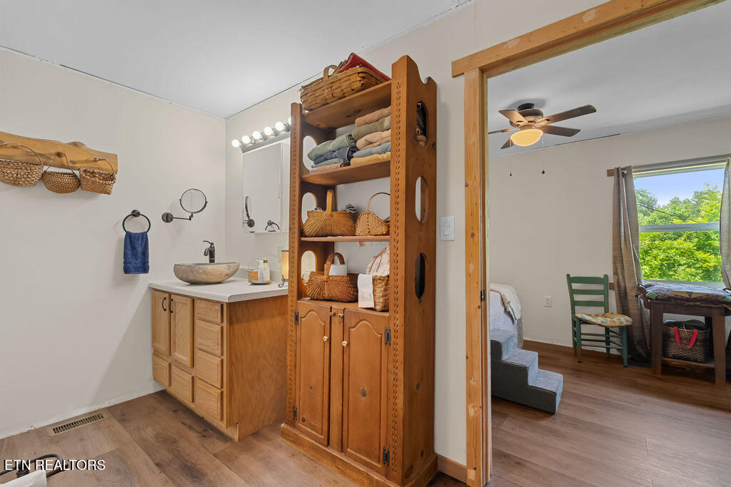 1424 Clabo Hollow Road Sevierville TN 37876
