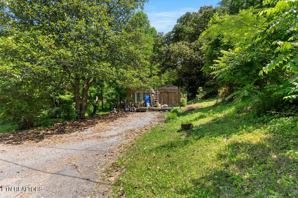 1424 Clabo Hollow Road Sevierville TN 37876