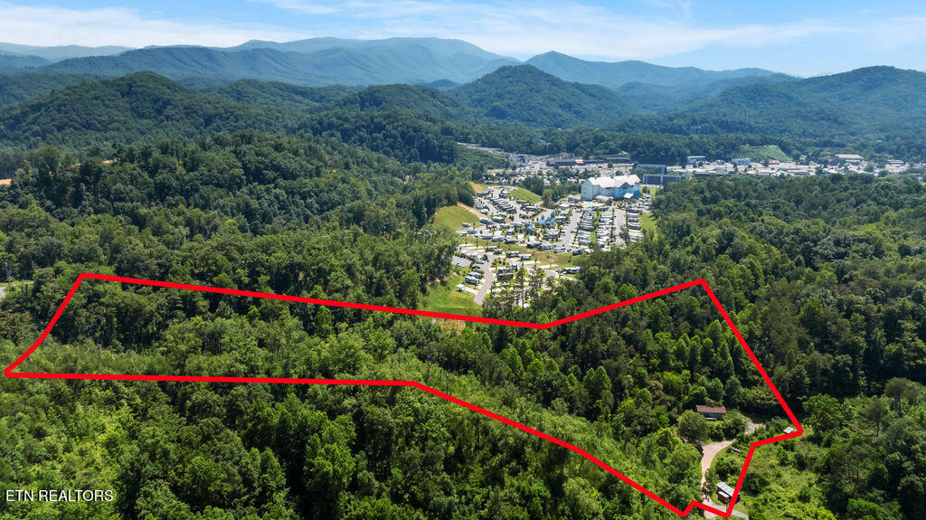 1424 Clabo Hollow Road Sevierville TN 37876