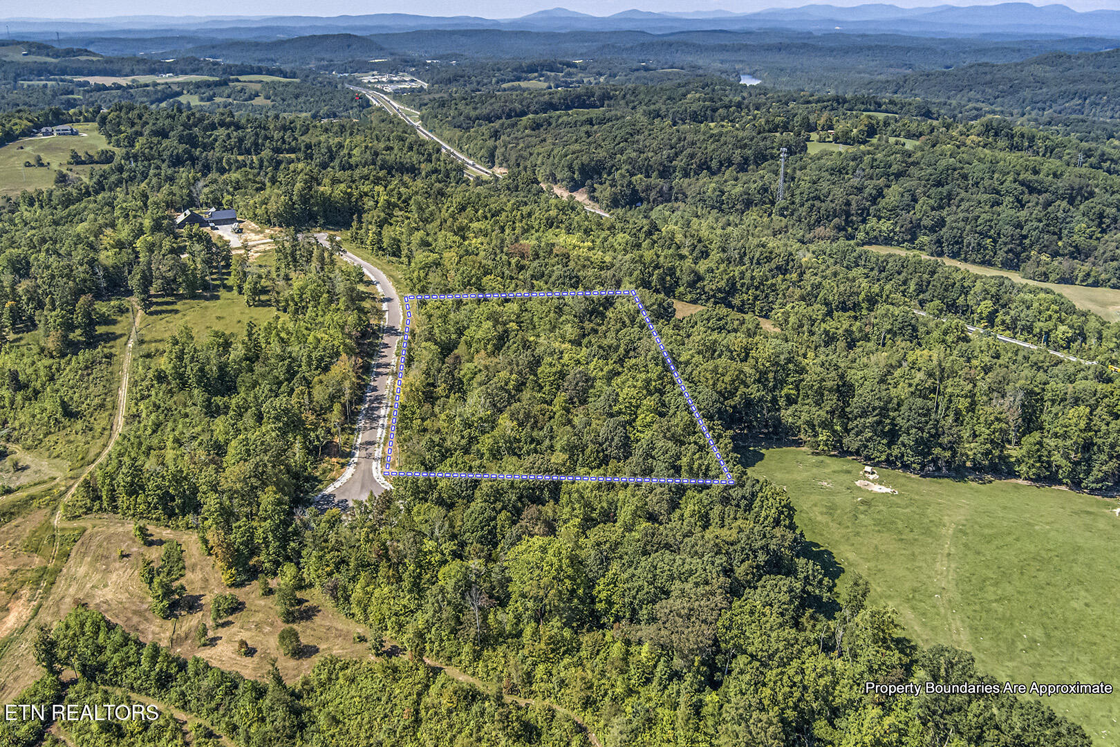 167 Canter Way Lenoir City TN 37771