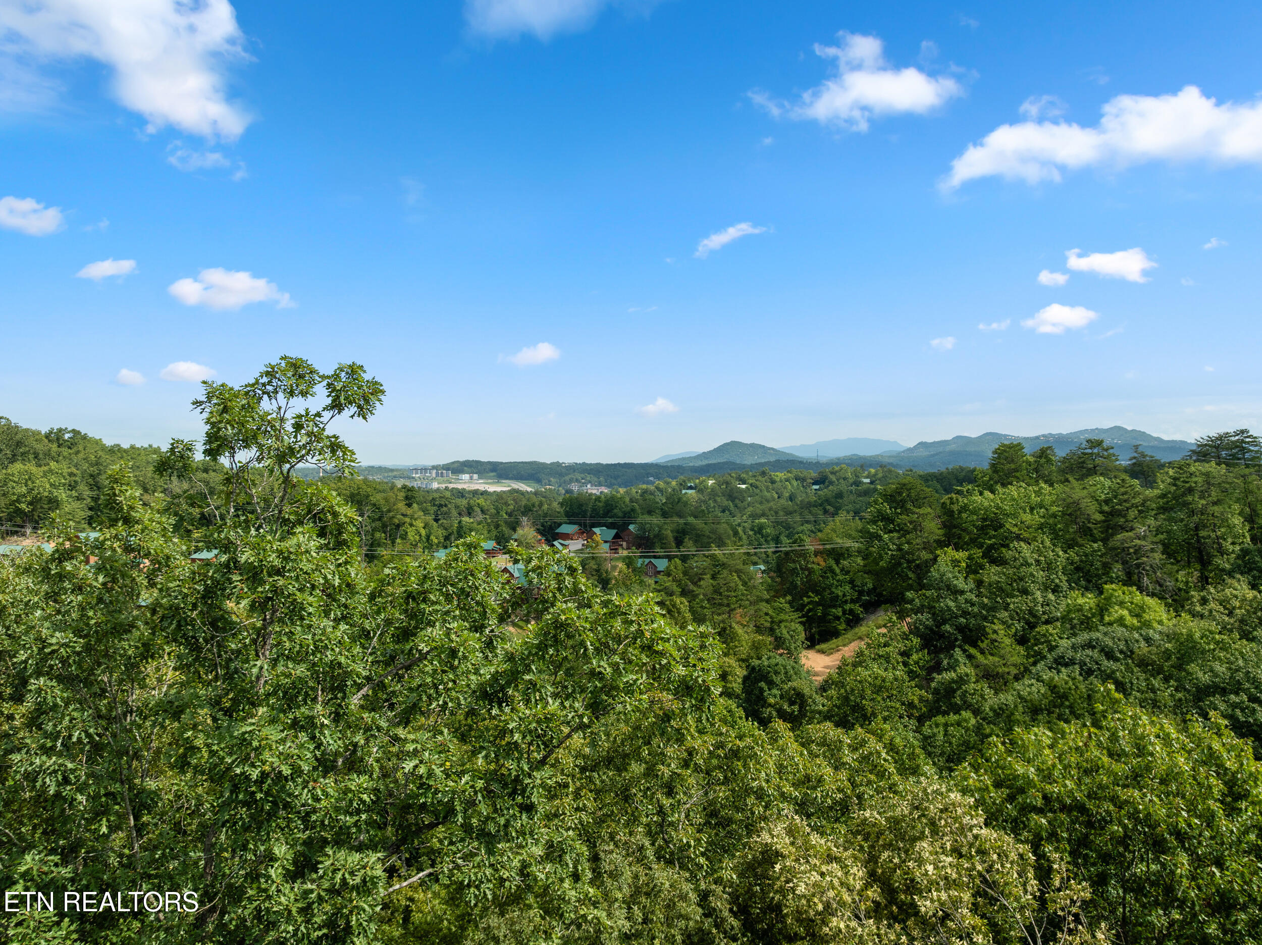 Pine Valley Way Pigeon Forge TN 37862