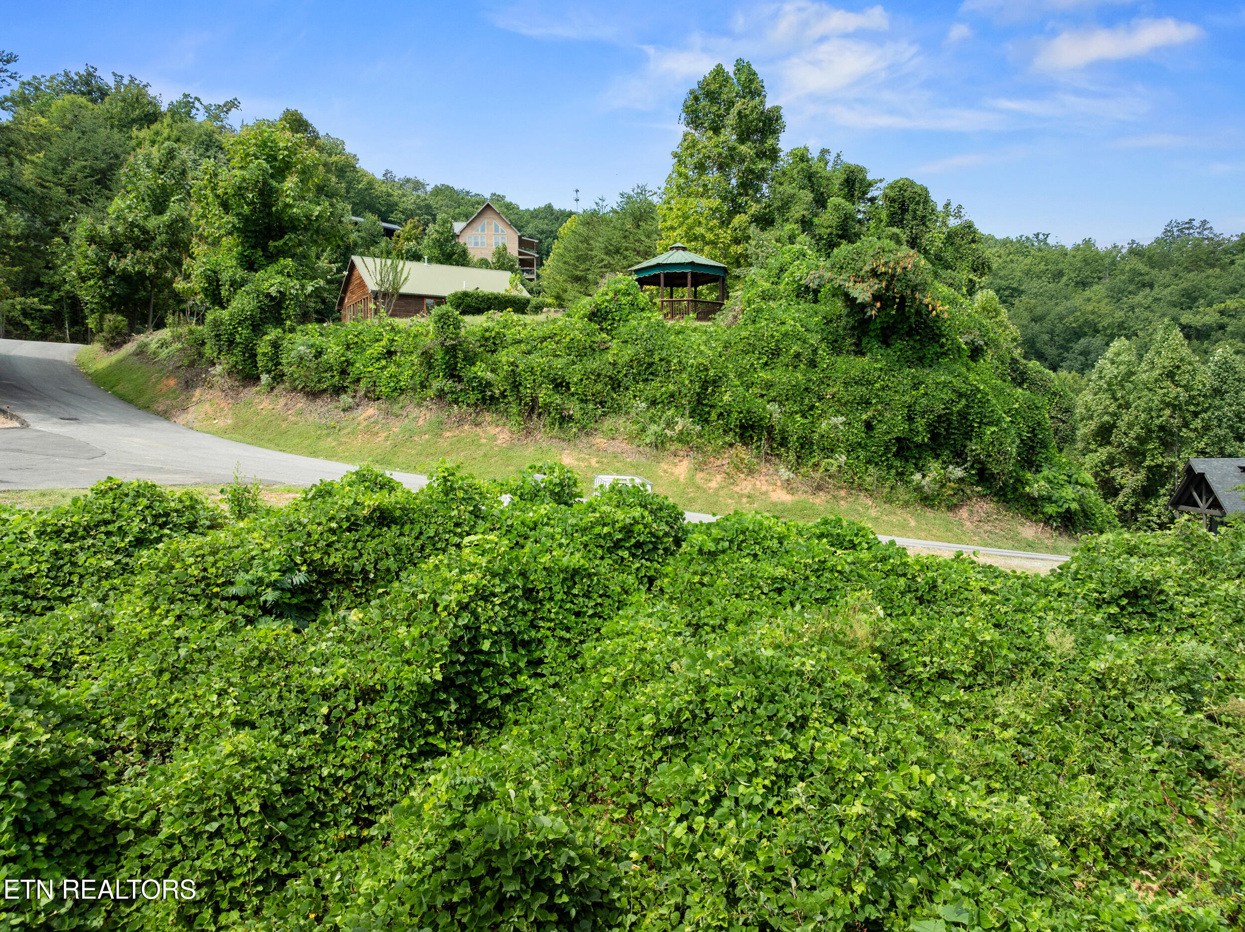 Pine Valley Way Pigeon Forge TN 37862