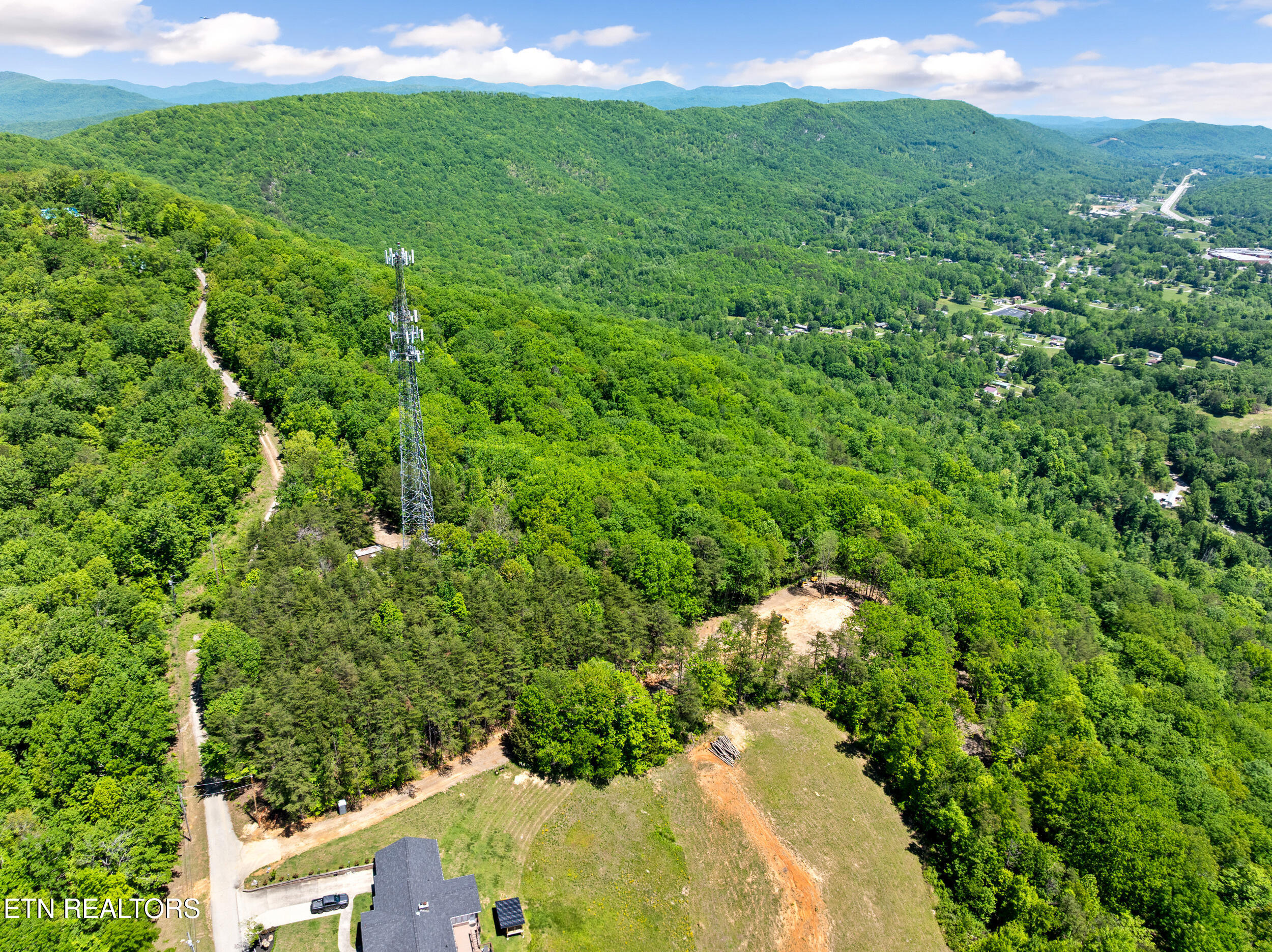 394 Ridgewood Road Harriman TN 37748
