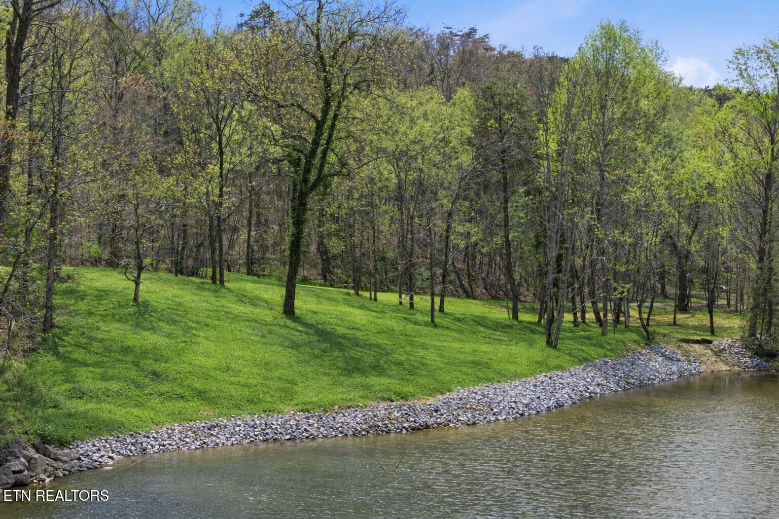 1750 Lakeland Drive Aka 1 Headricks Cove Lenoir City TN 37772