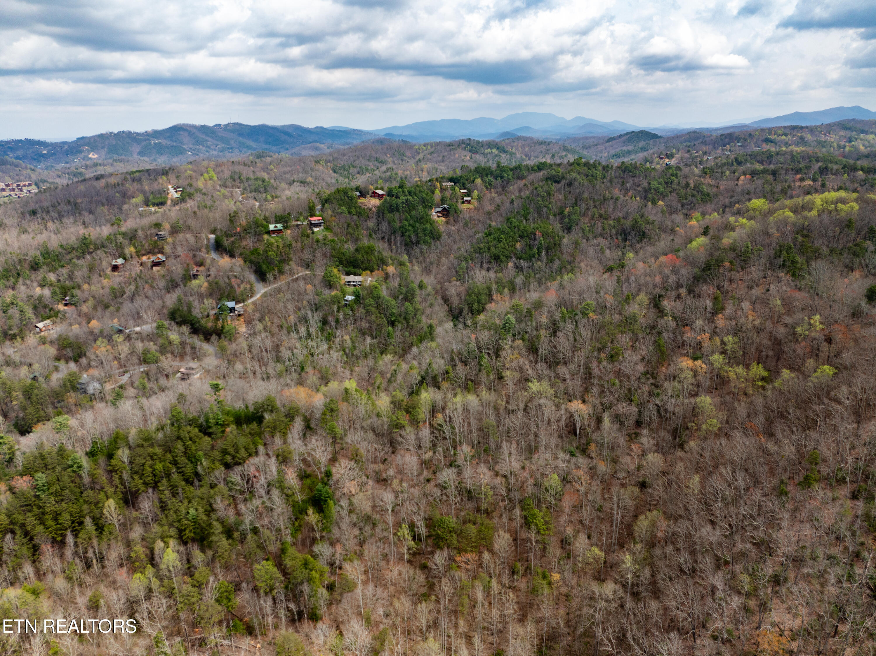 4274 S King Branch Road Sevierville TN 37876