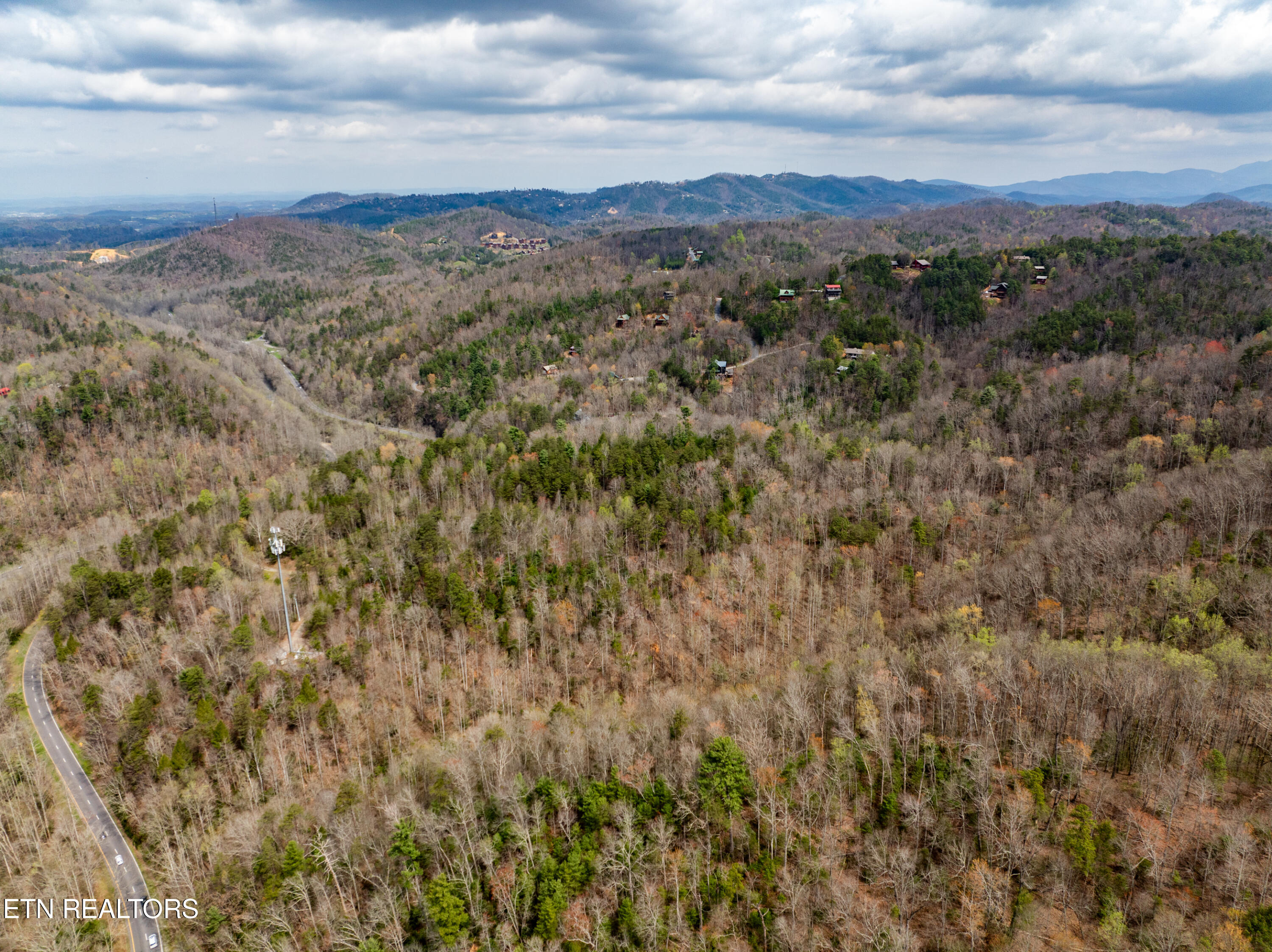 4274 S King Branch Road Sevierville TN 37876