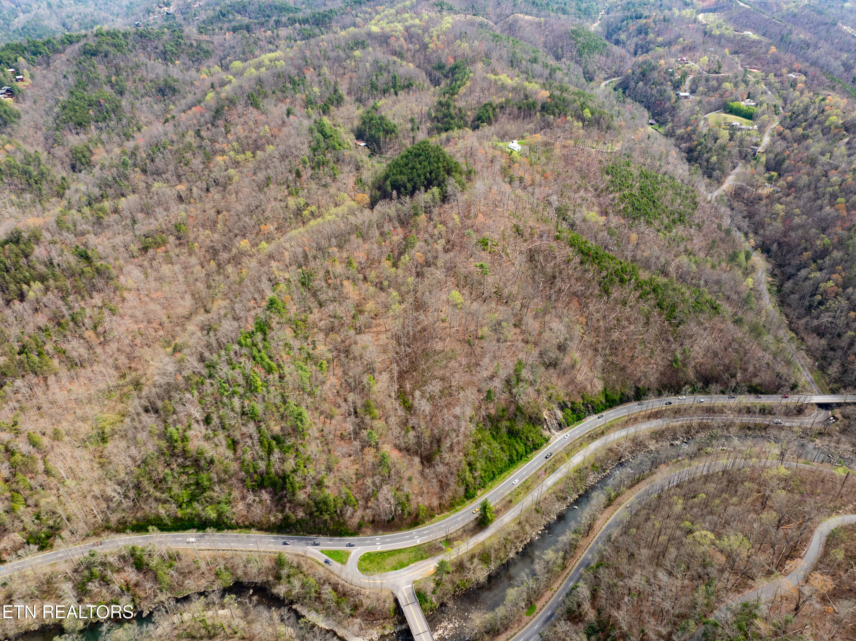 4274 S King Branch Road Sevierville TN 37876