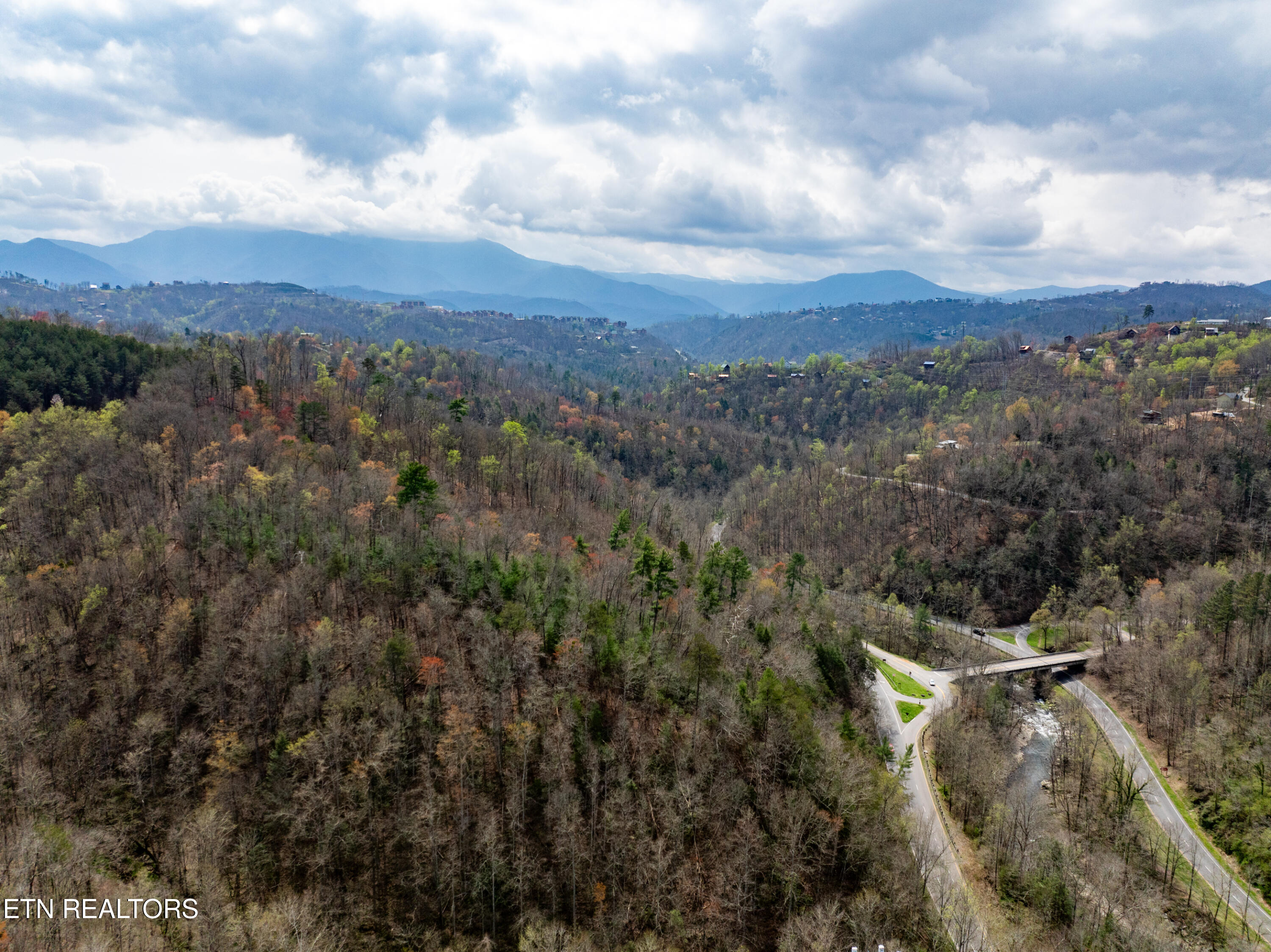 4274 S King Branch Road Sevierville TN 37876