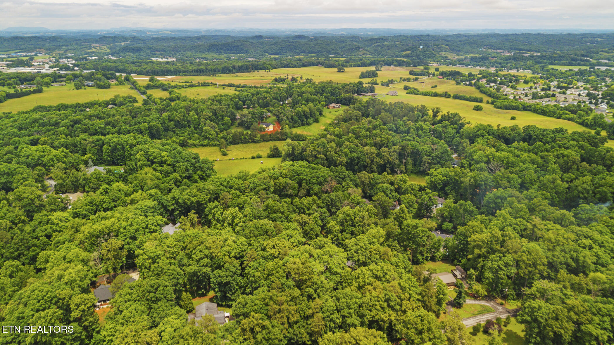 Peach Tree Street Sevierville TN 37862