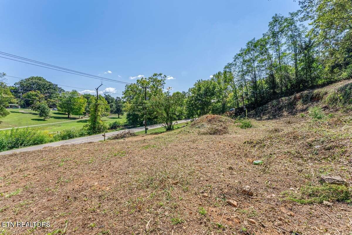 1111 Loves Creek Knoxville TN 37924