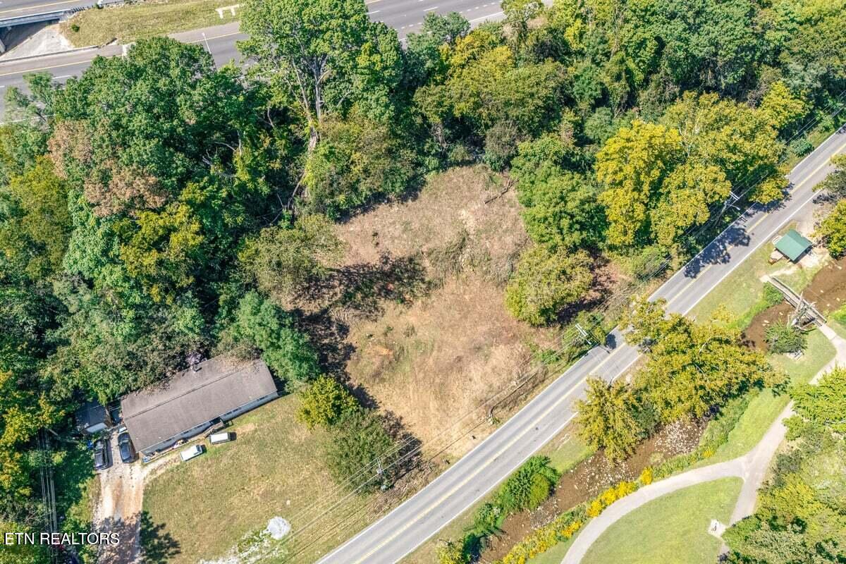 1111 Loves Creek Knoxville TN 37924