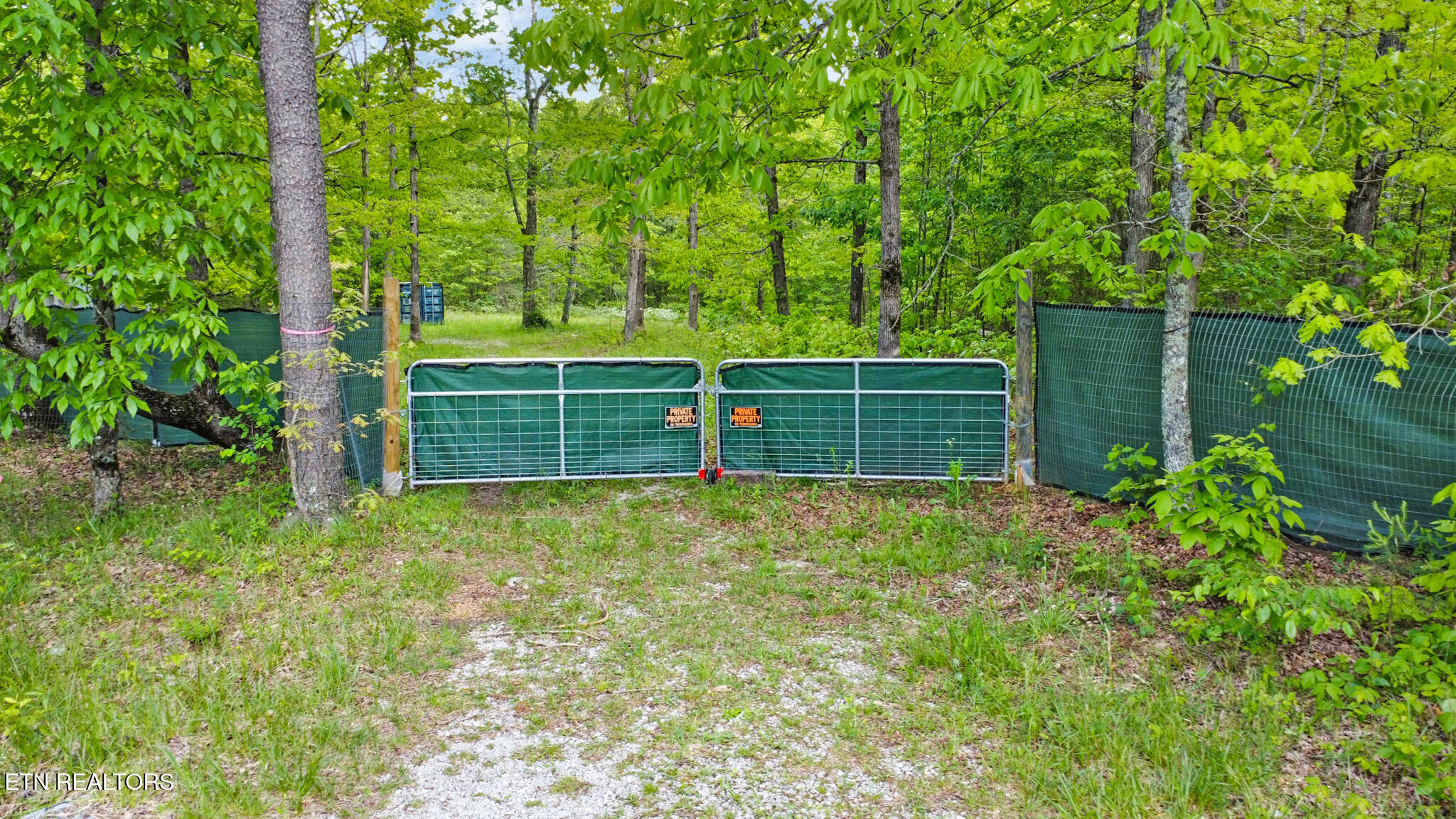 88 Critter Creek Crossville TN 38572
