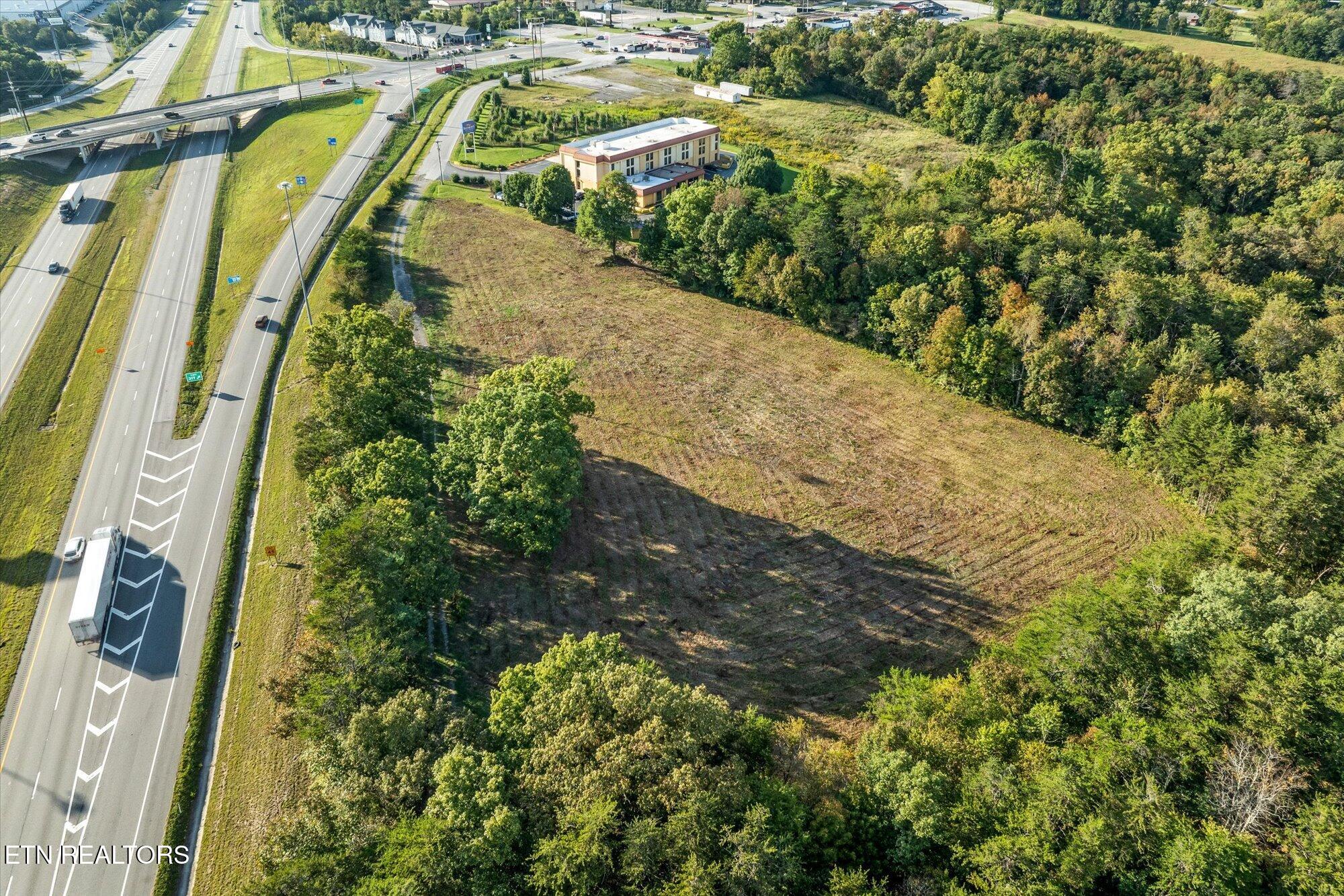 4038 N Main Street Crossville TN 38571