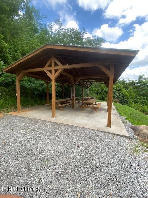 Chimney Rock Road New Tazewell TN 37825