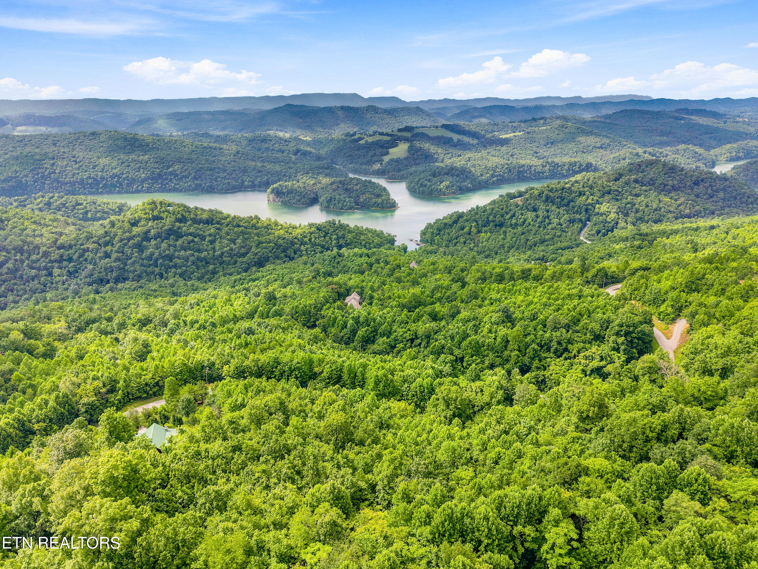 Chimney Rock Road New Tazewell TN 37825