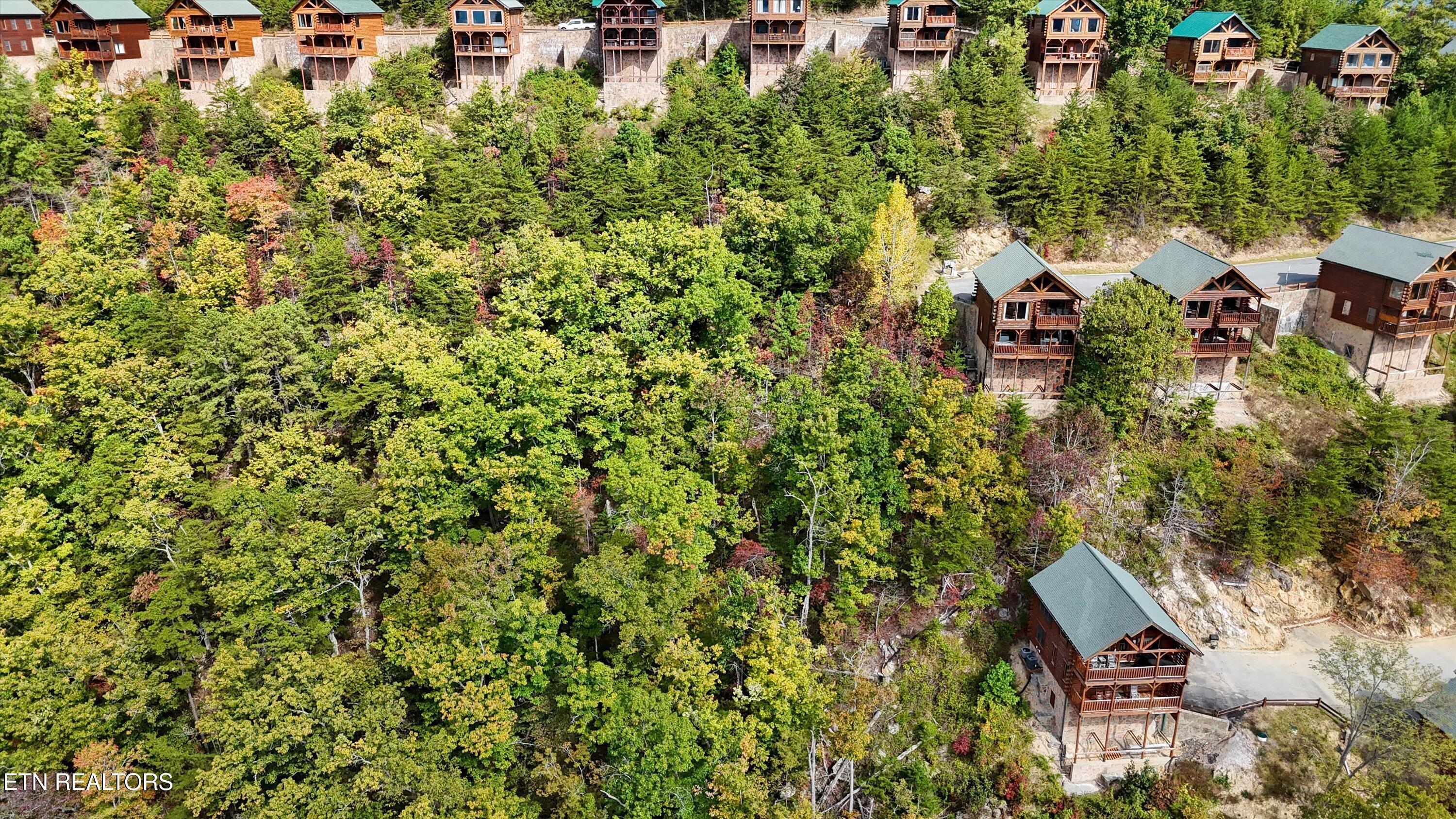 2820 Mountain Glory Trail Sevierville TN 37876