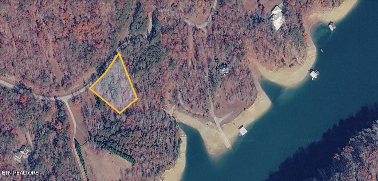 Black Fox Harbor Road Washburn TN 37888
