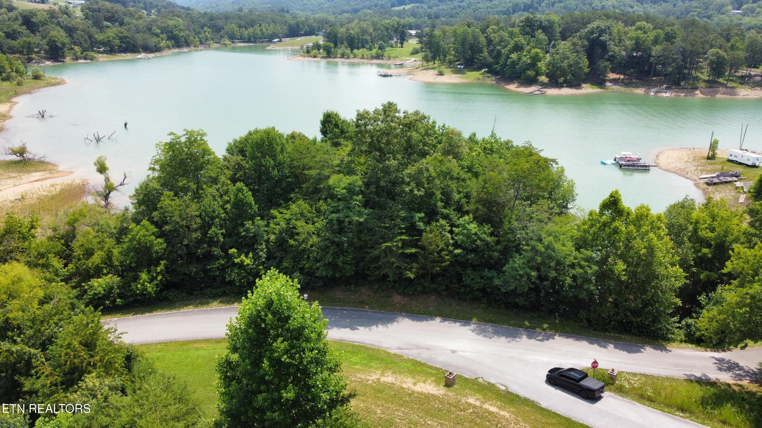 Hayden Drive New Tazewell TN 37825