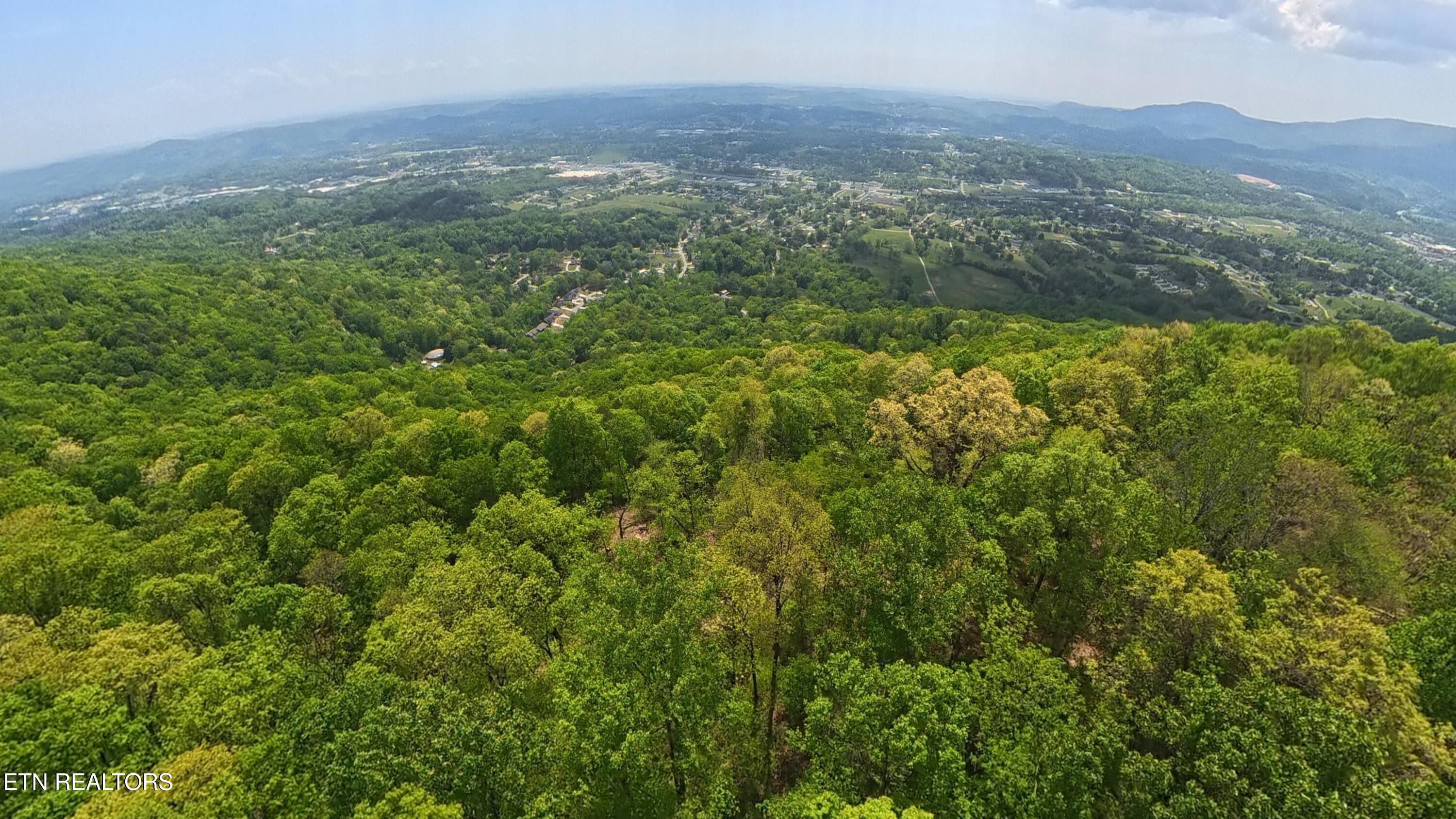 Hilltop Drive Jacksboro TN 37757