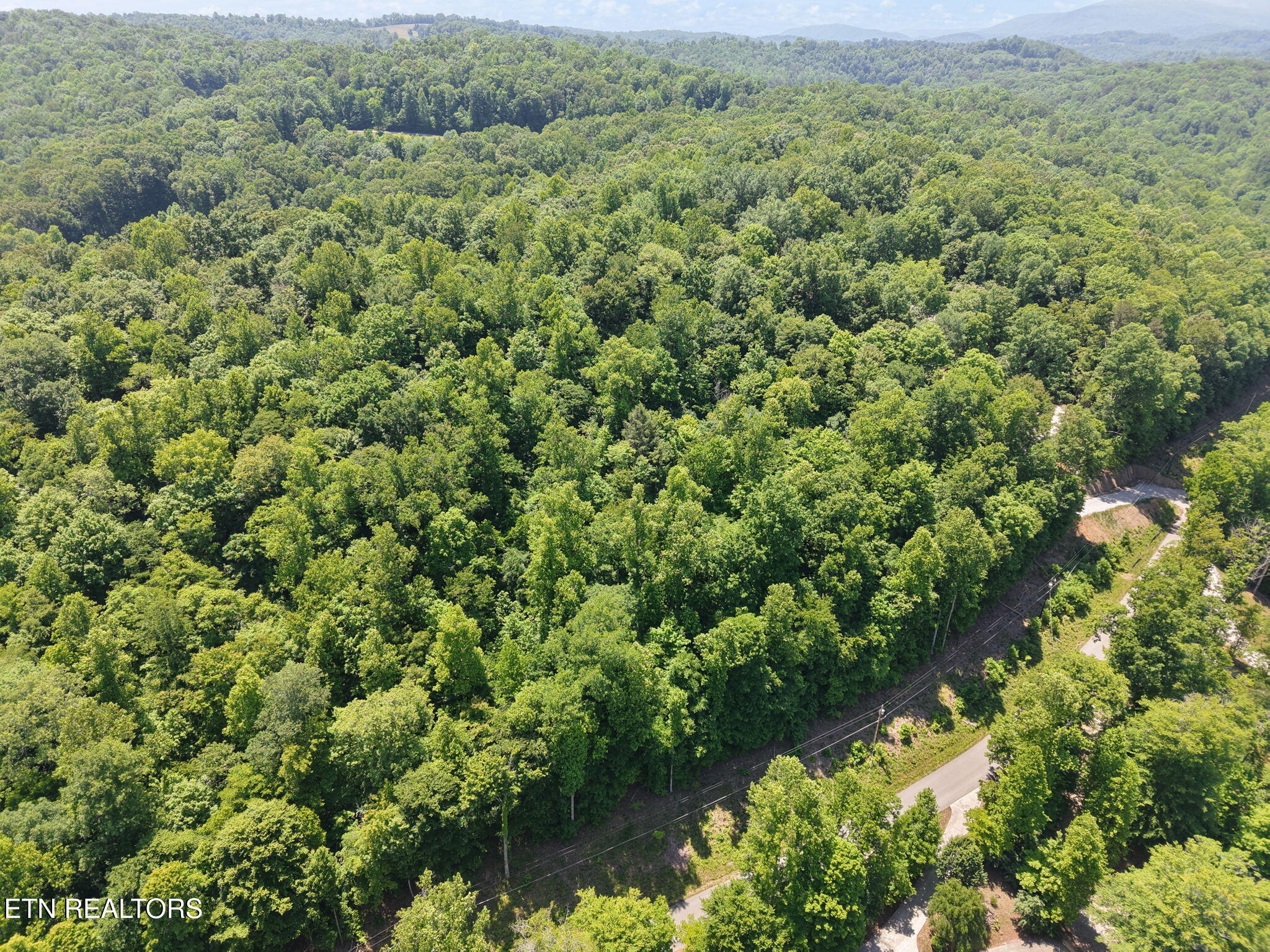 Yoakum Hollow Road Jacksboro TN 37757