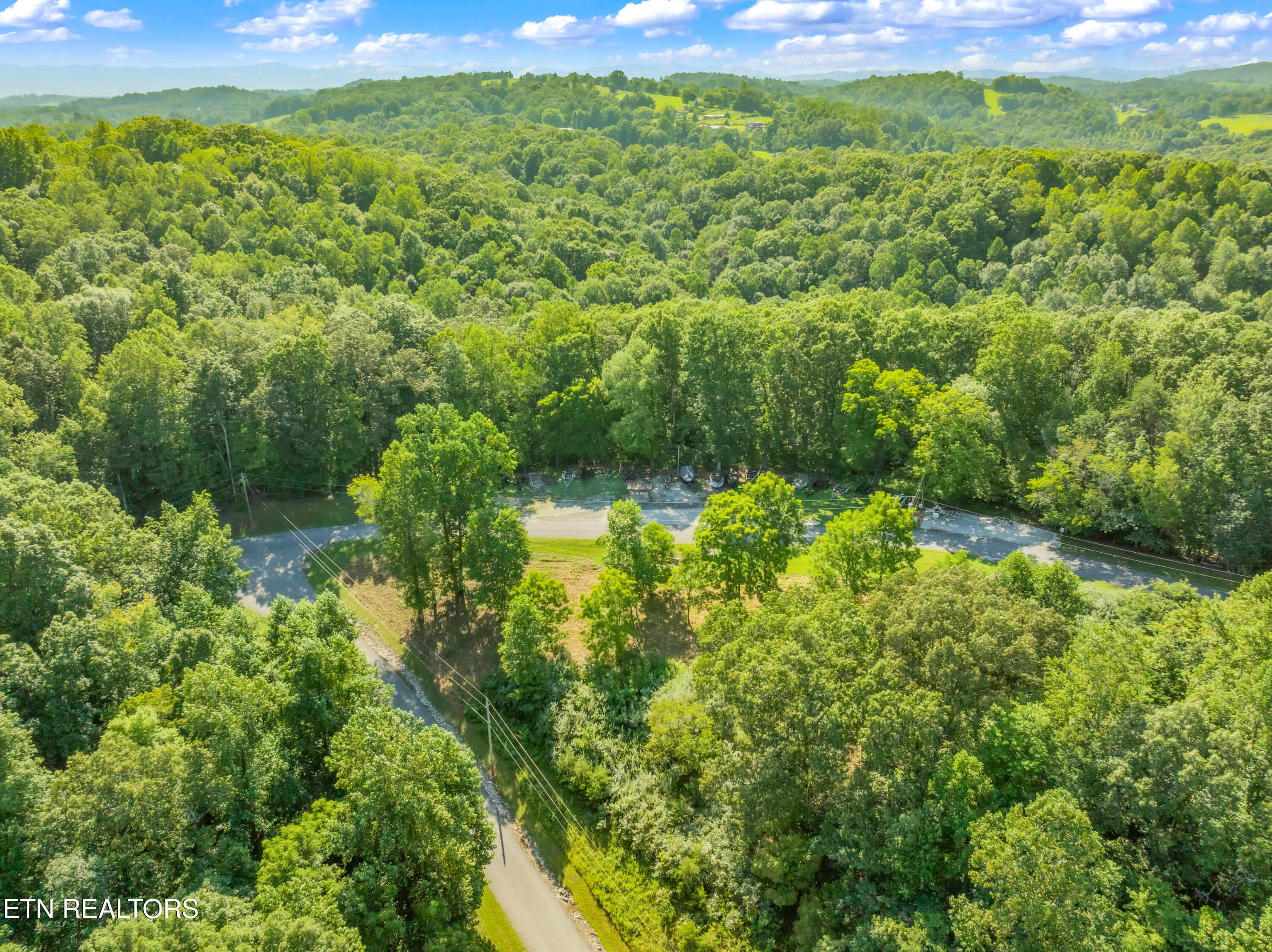Lot 1 Shanghai Landing Lane Lafollette TN 37766