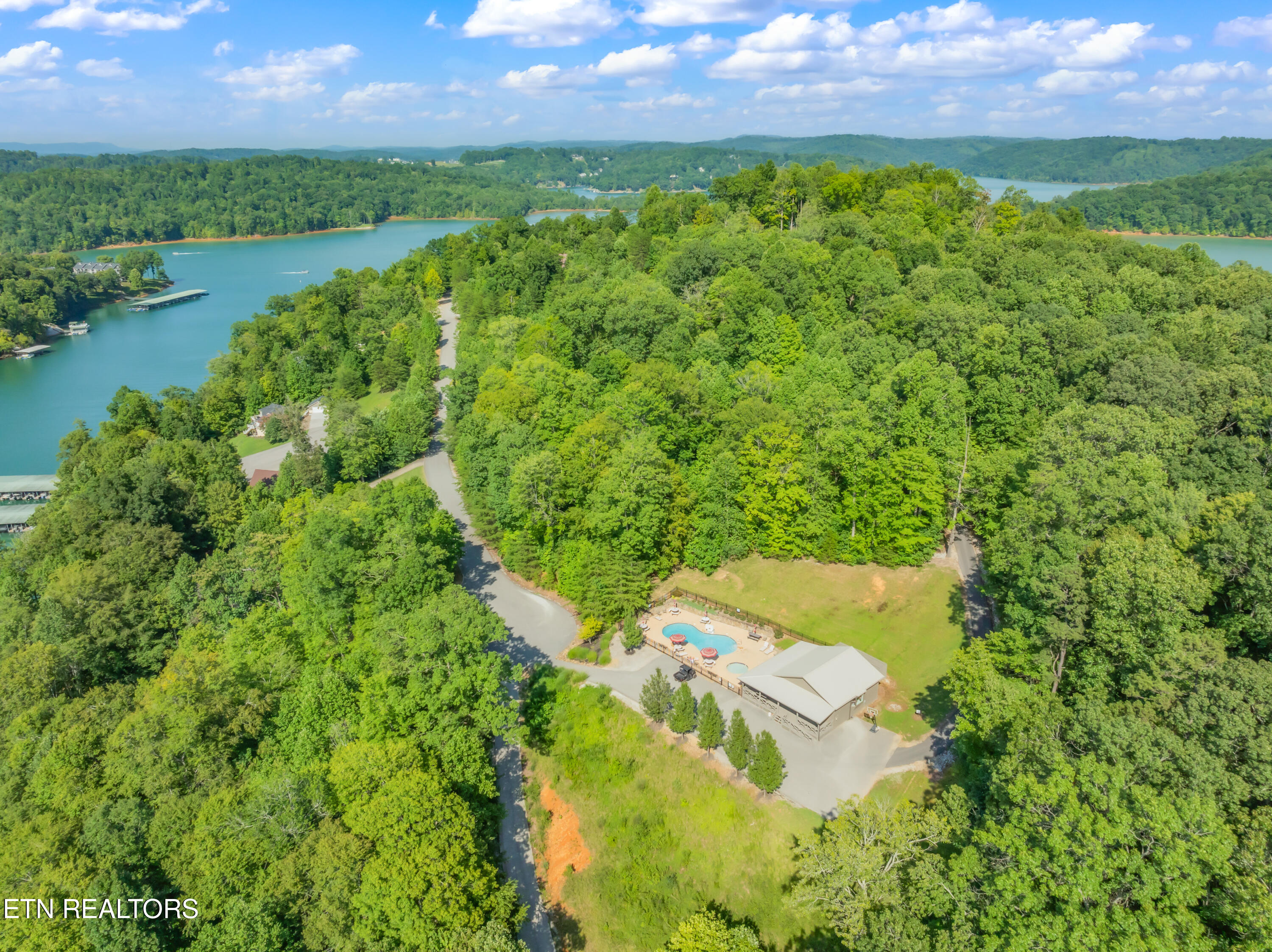 Lot 1 Shanghai Landing Lane Lafollette TN 37766