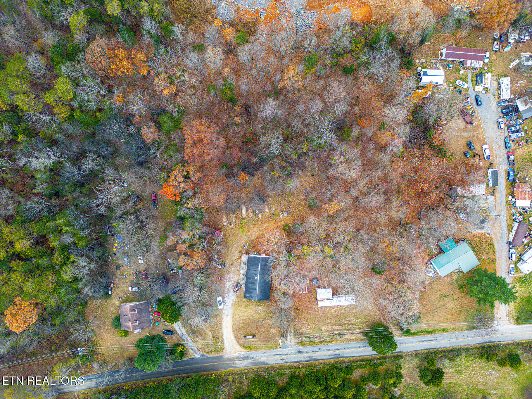 2131 Sockless Road Dandridge TN 37725