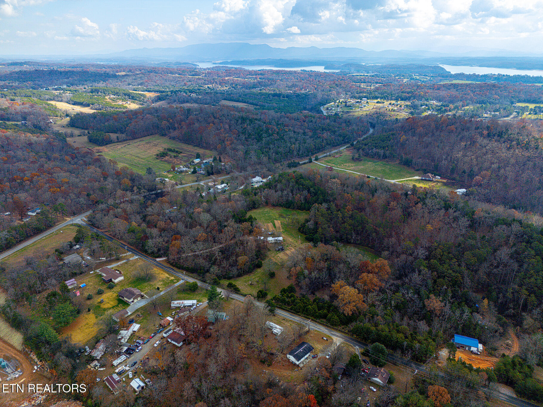 2131 Sockless Road Dandridge TN 37725