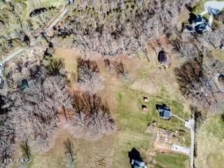 Howard Road Lafollette TN 37766