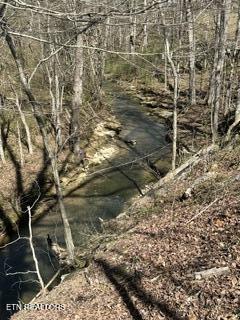 Howard Road Lafollette TN 37766