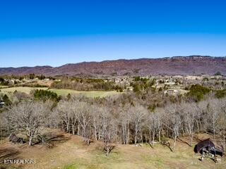 Howard Road Lafollette TN 37766