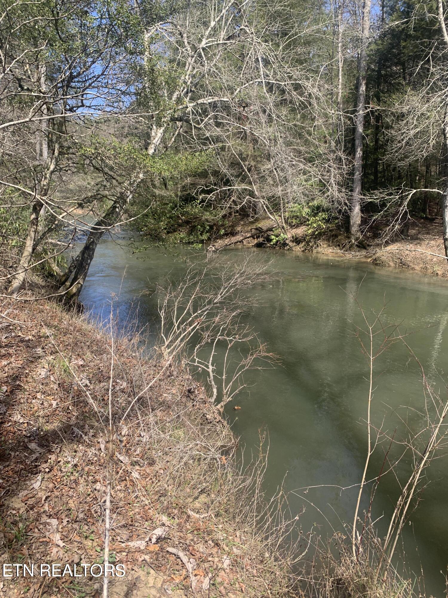 1016 West Flat Rock Road Crossville TN 38572