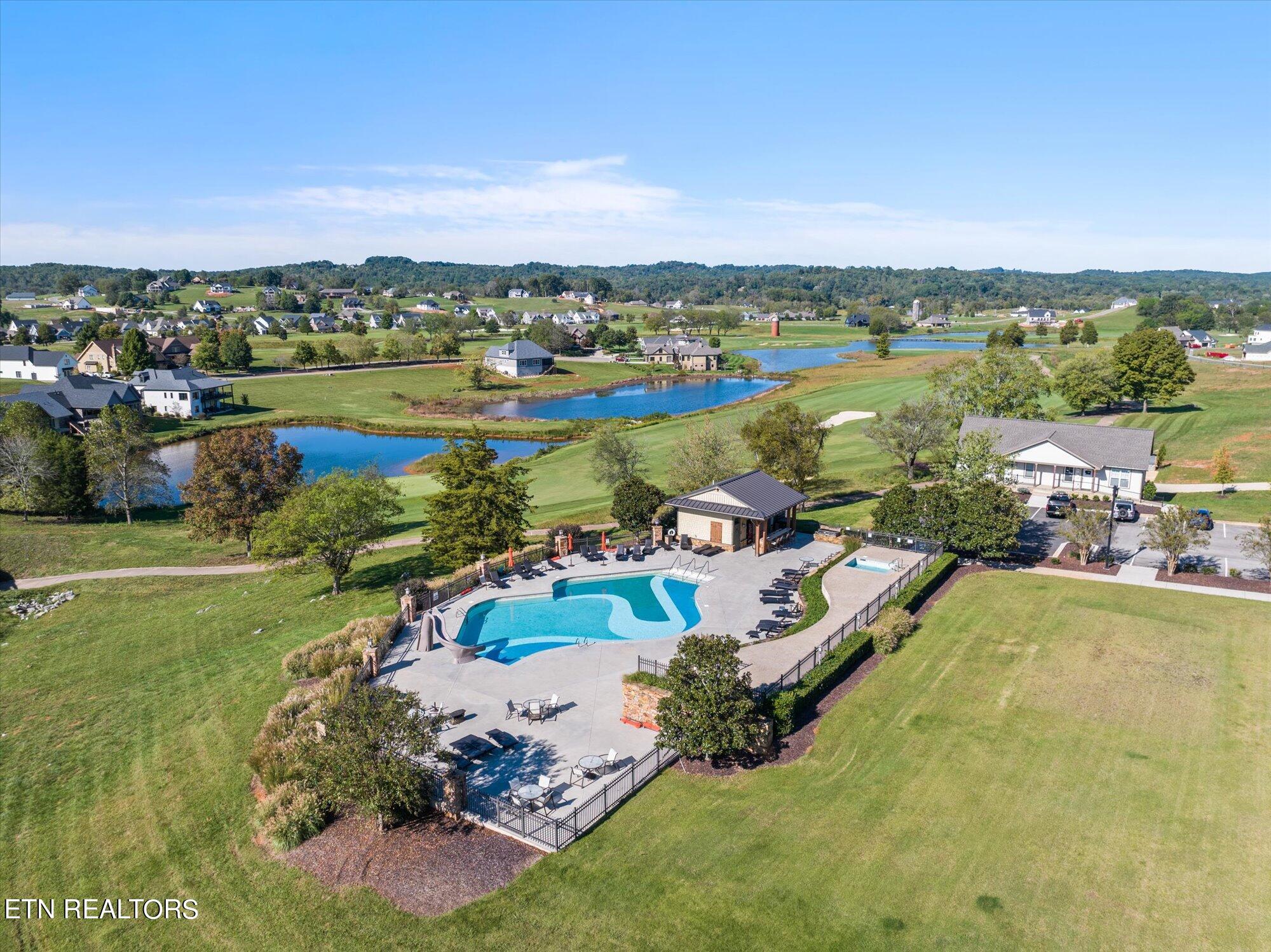 1479 Black Cove Lane Loudon TN 37774