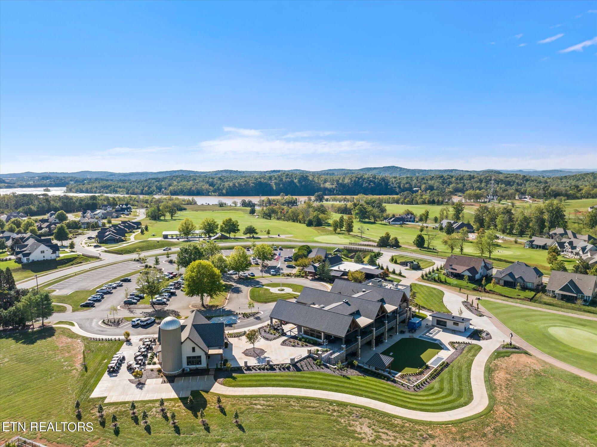 1479 Black Cove Lane Loudon TN 37774
