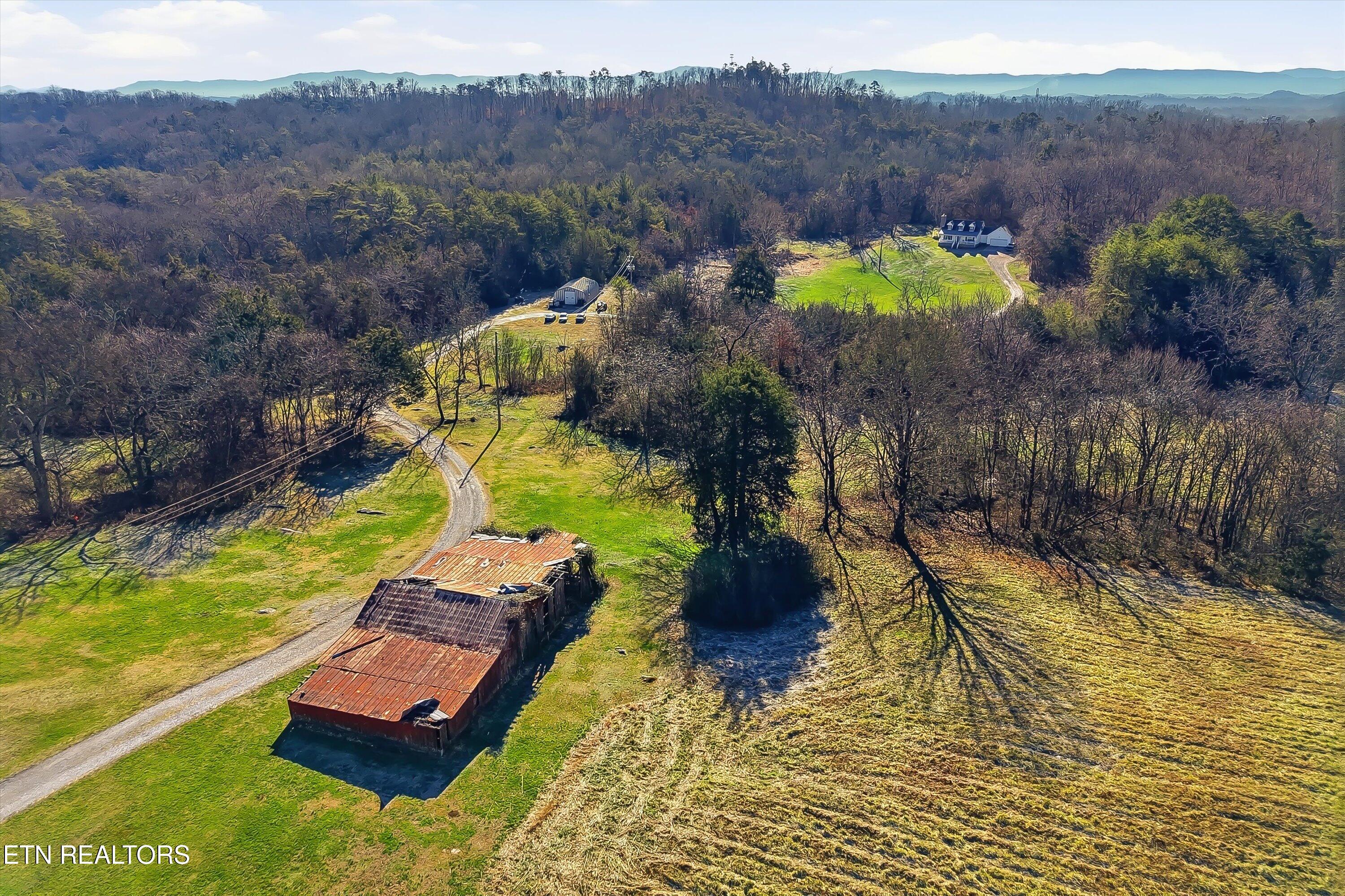 9708 Thorn Grove Pike Strawberry Plains TN 37871