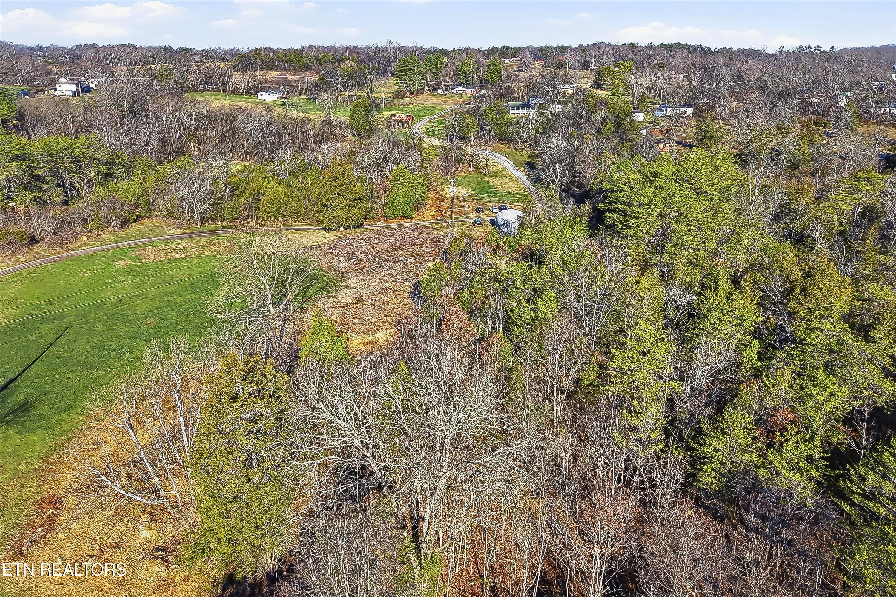 9708 Thorn Grove Pike Strawberry Plains TN 37871