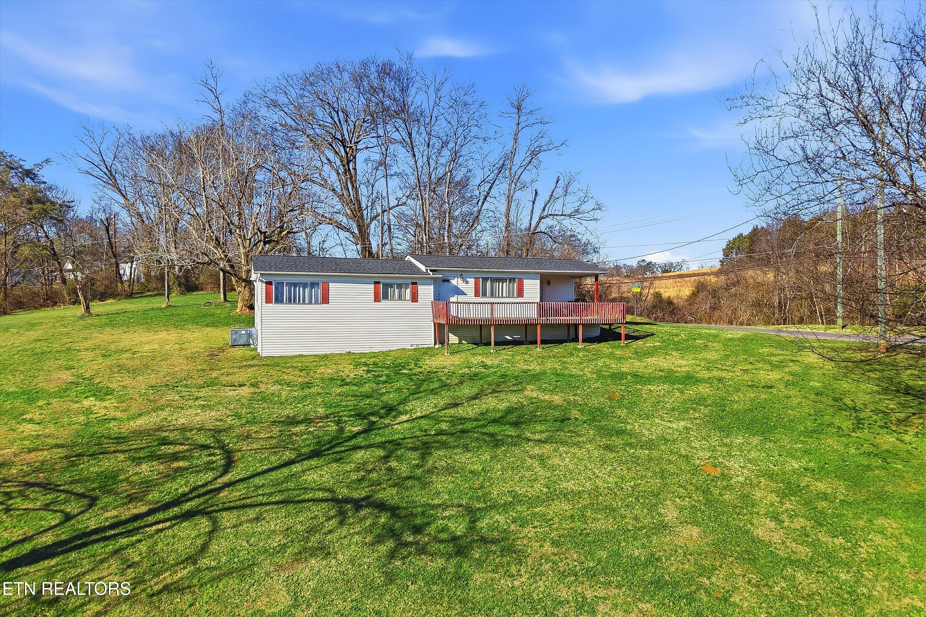 9708 Thorn Grove Pike Strawberry Plains TN 37871