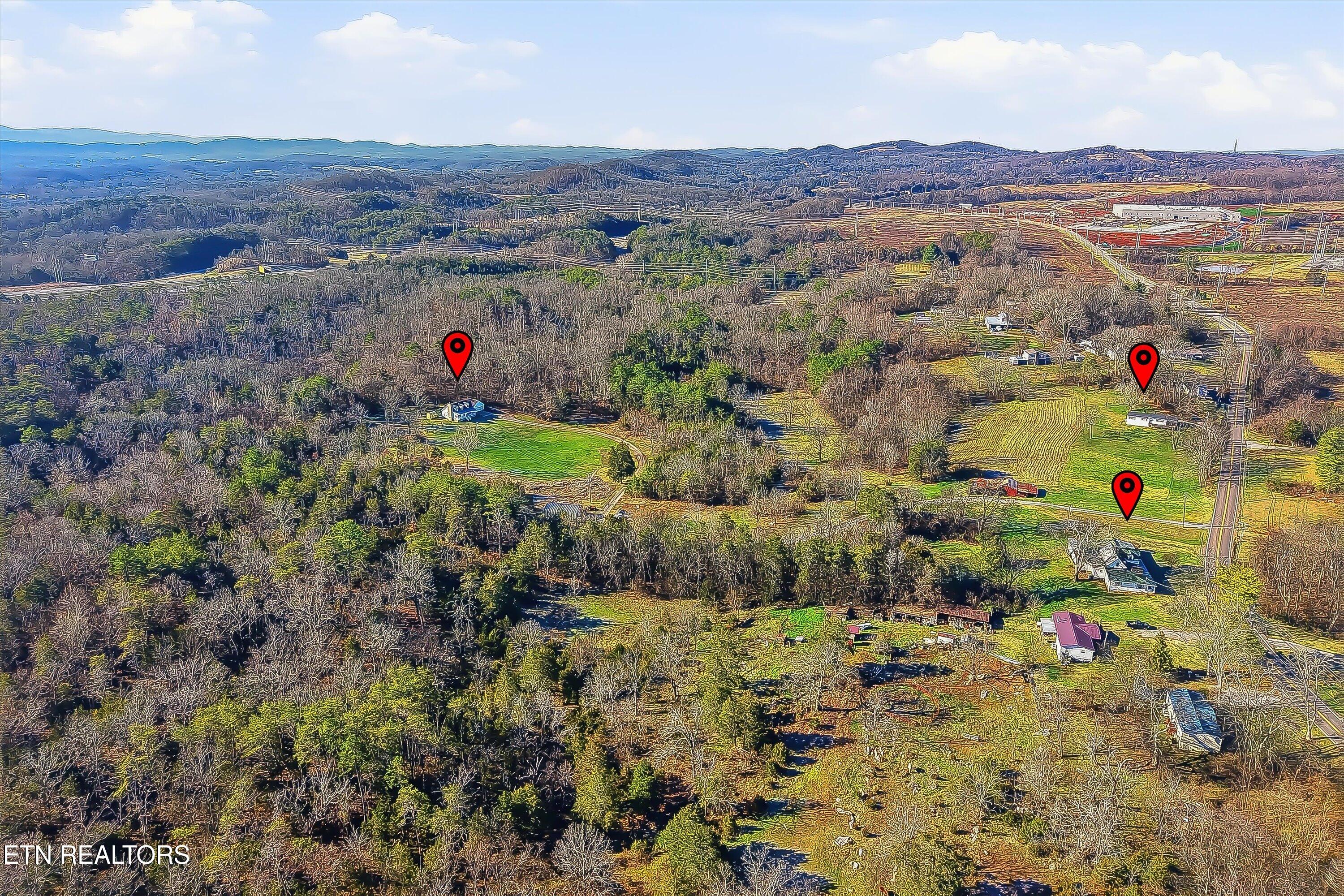 9708 Thorn Grove Pike Strawberry Plains TN 37871