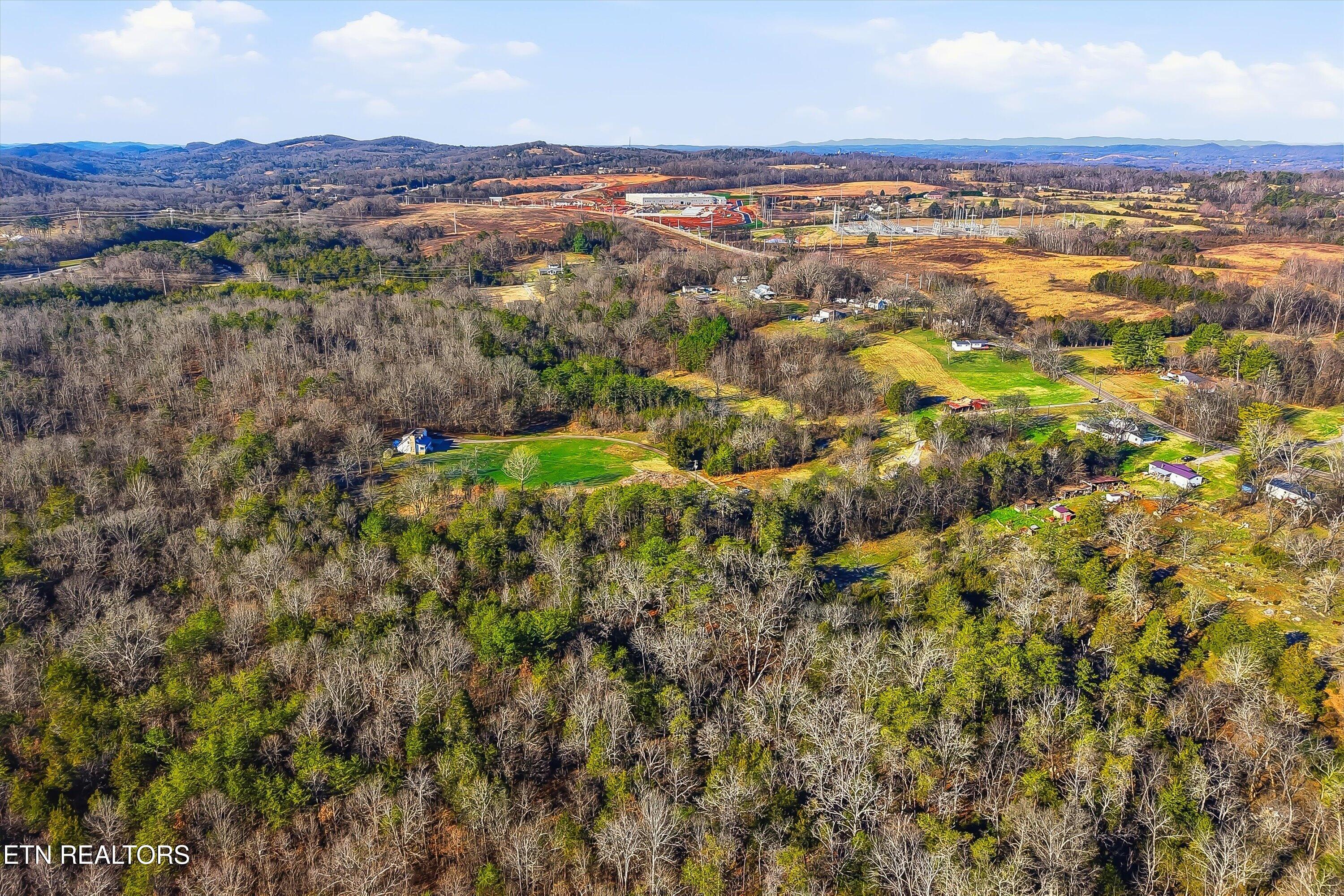 9708 Thorn Grove Pike Strawberry Plains TN 37871