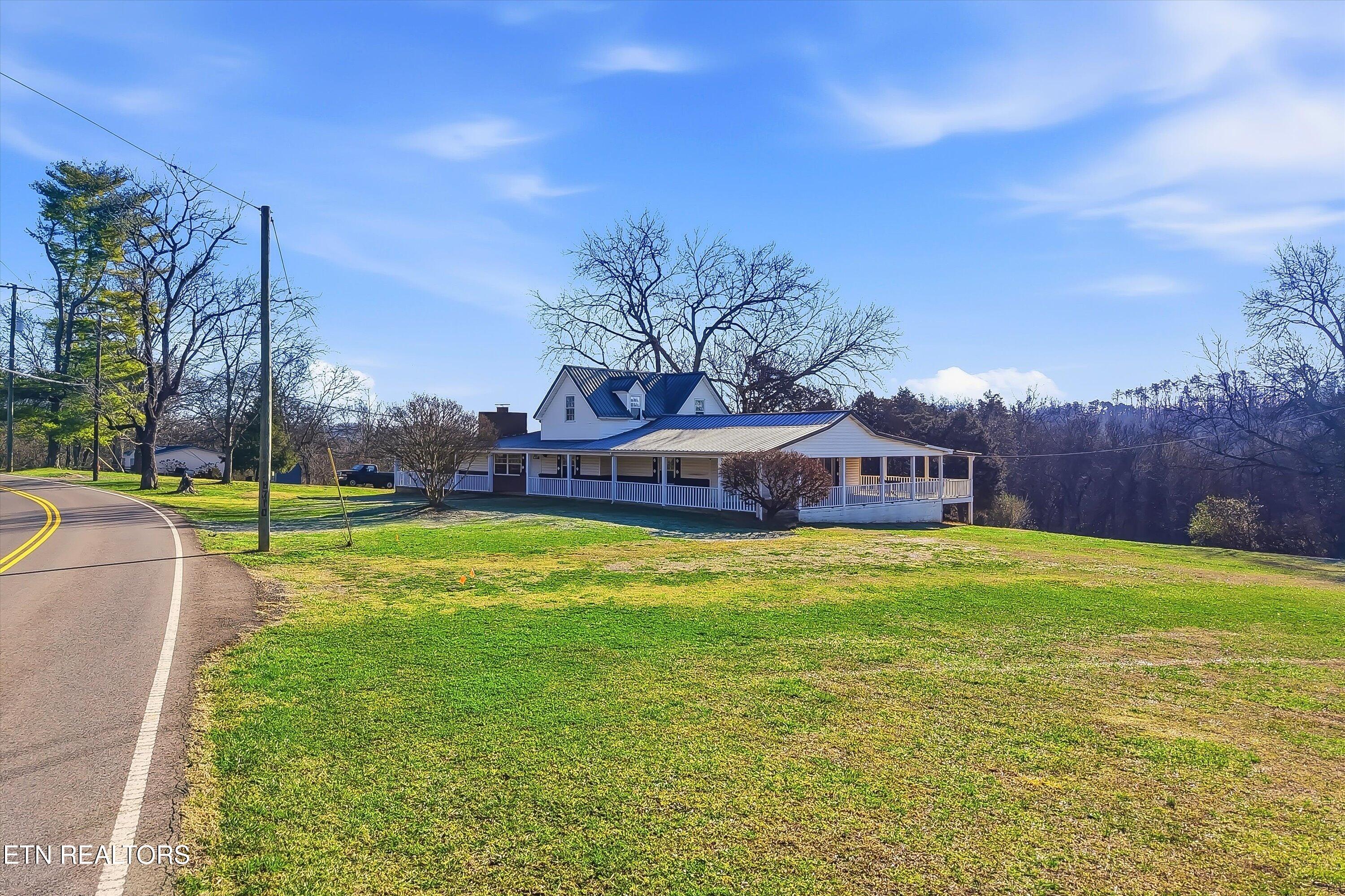 9708 Thorn Grove Pike Strawberry Plains TN 37871