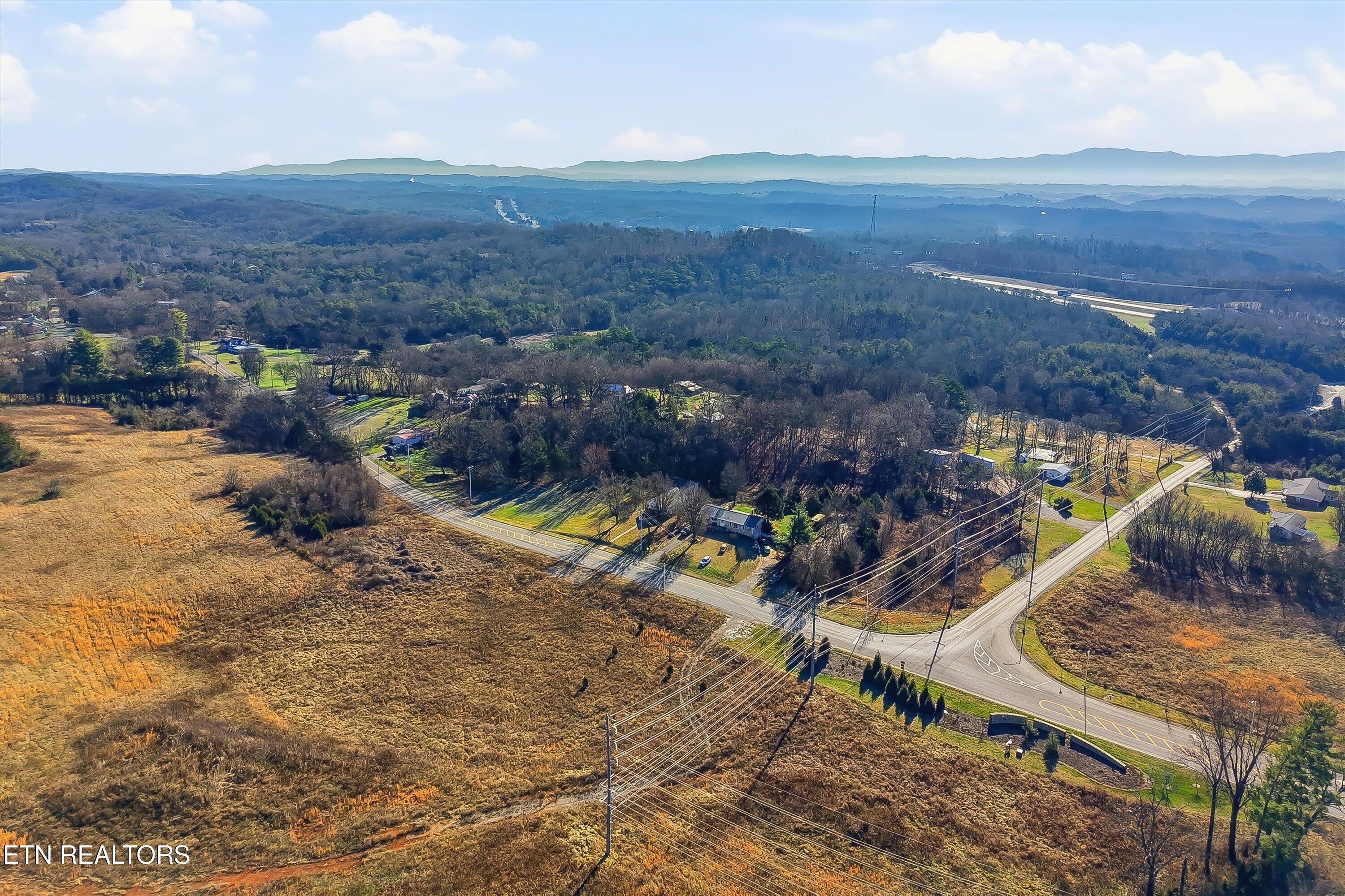 9708 Thorn Grove Pike Strawberry Plains TN 37871